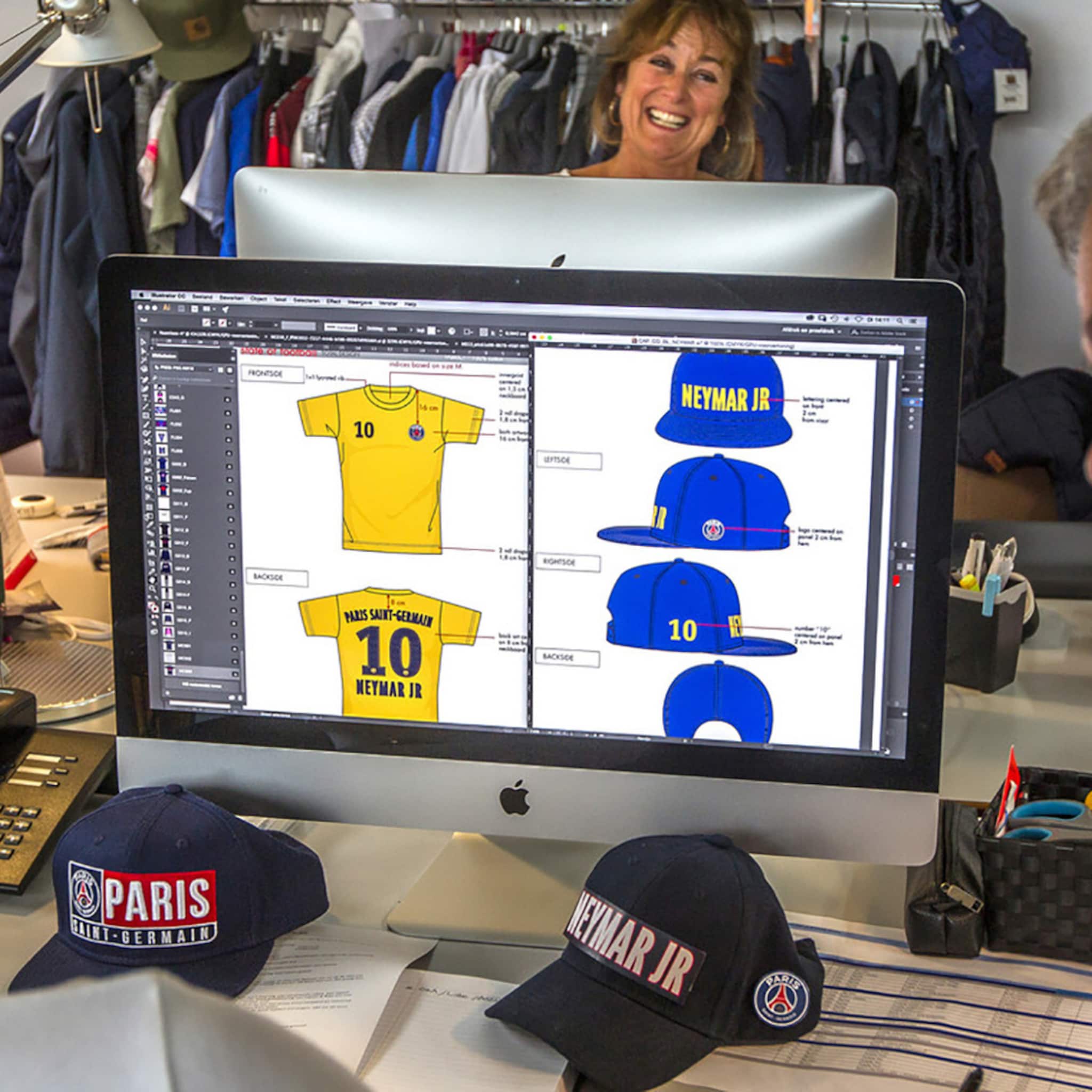 dit bedrijf uit deventer maakt ruim miljoen producten voor voetbal fanshop