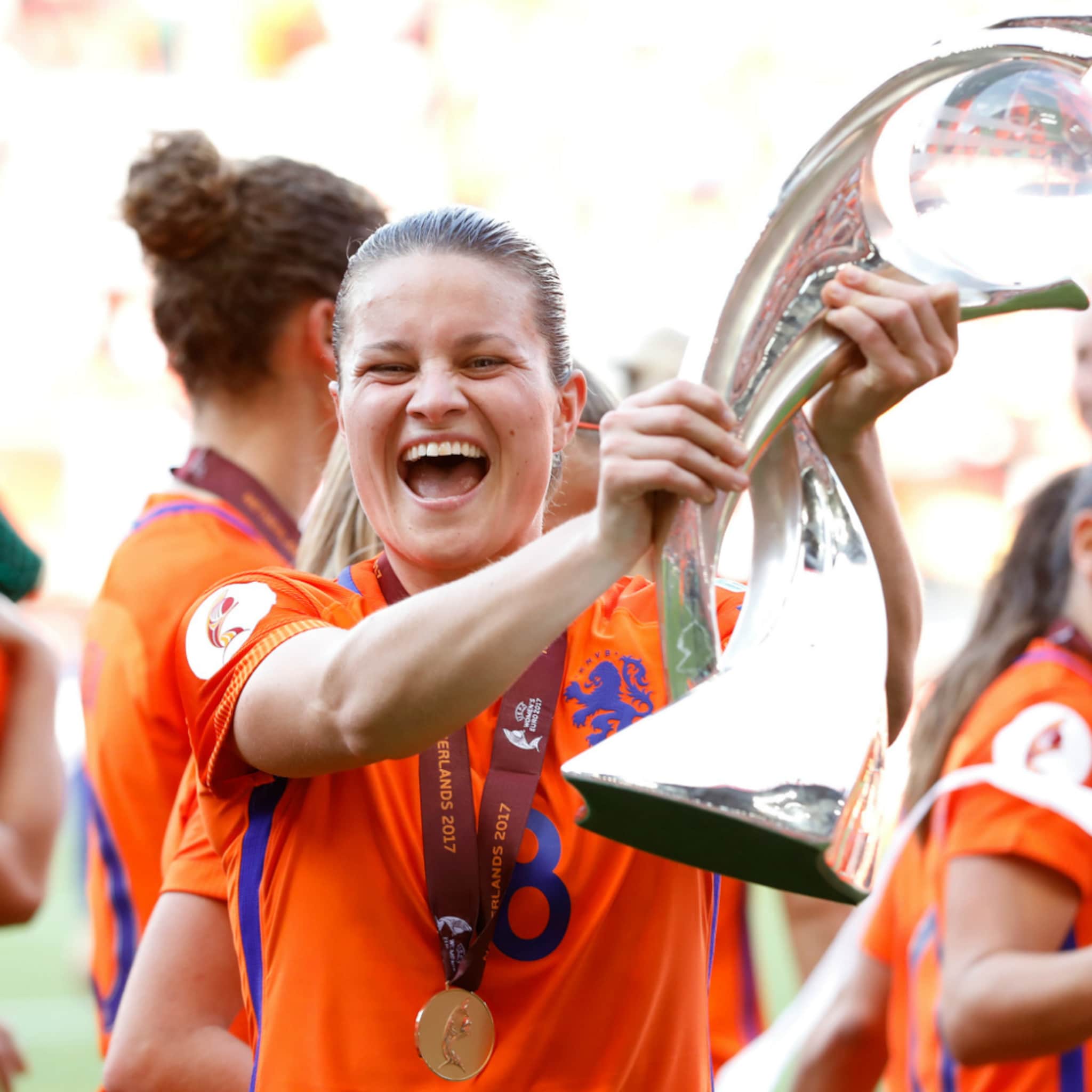 ek vrouwenvoetbal goudmijn voor enschedese ondernemers