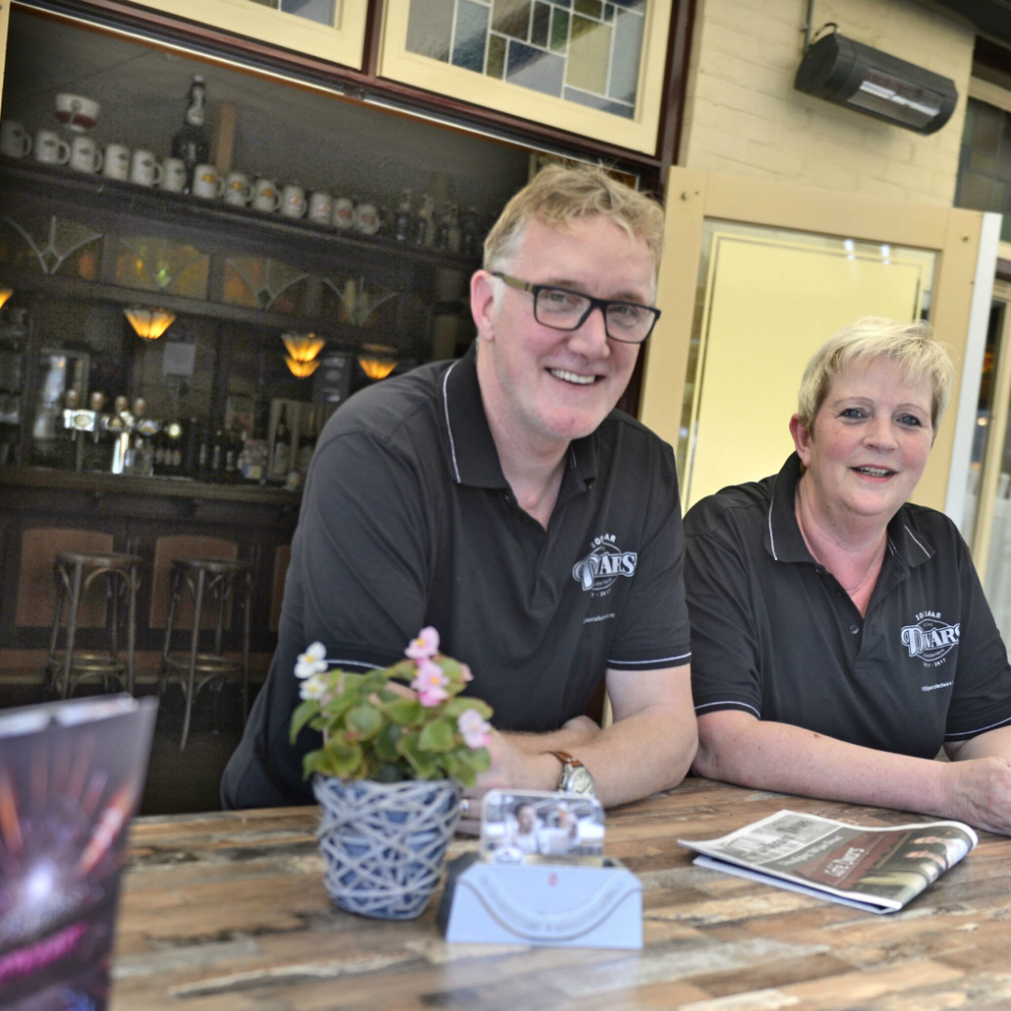dorpscafe dwars viert 100 jarig bestaan in sint isidorushoeve