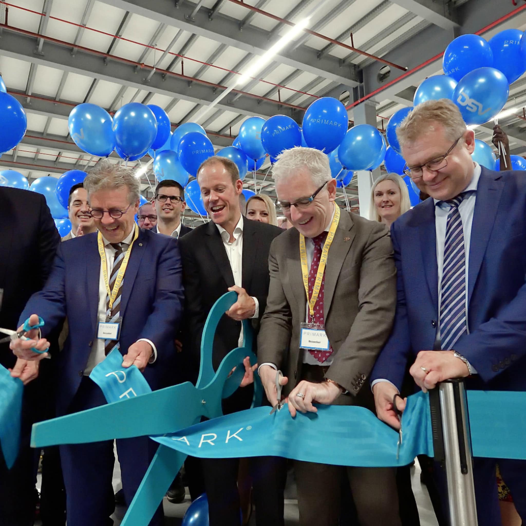 primark vestigt gigantisch distributiecentrum in roosendaal