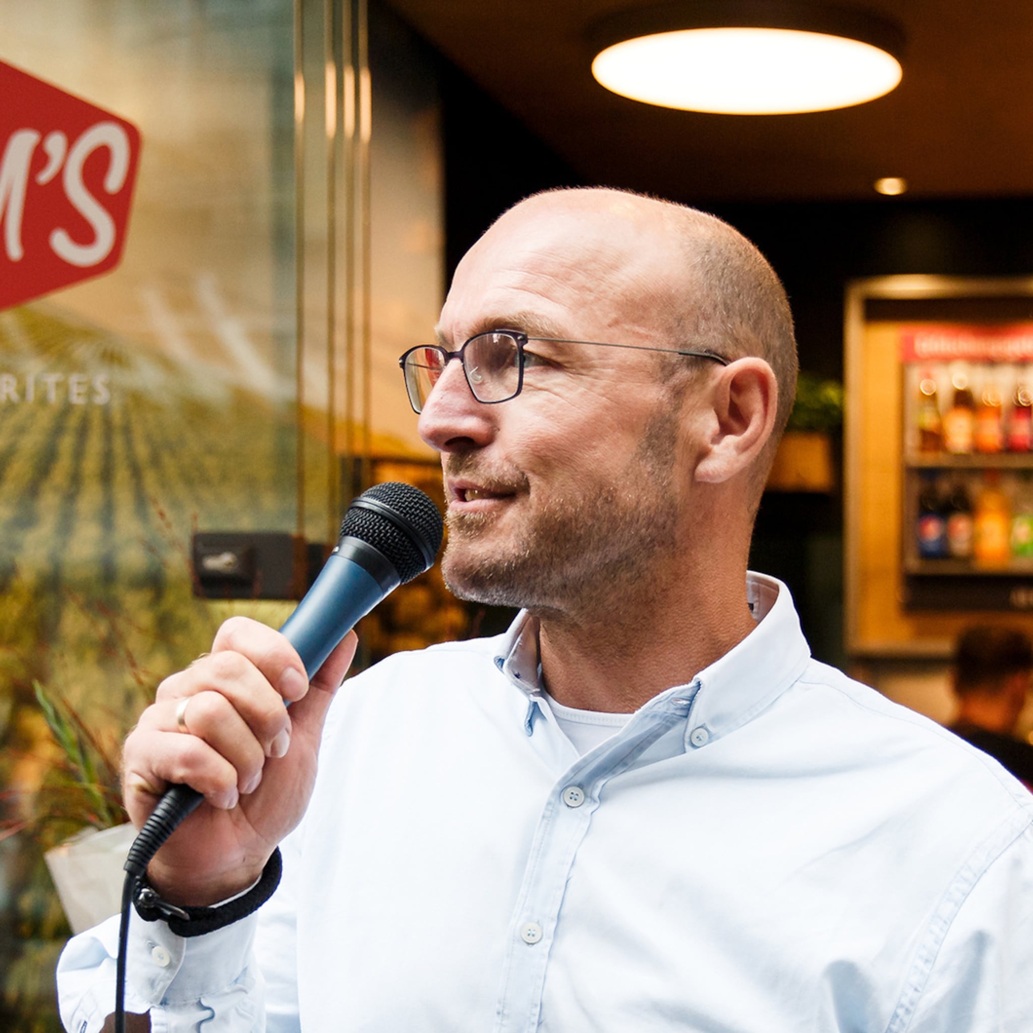 bram ladage van patatkraam tot miljoenenbedrijf