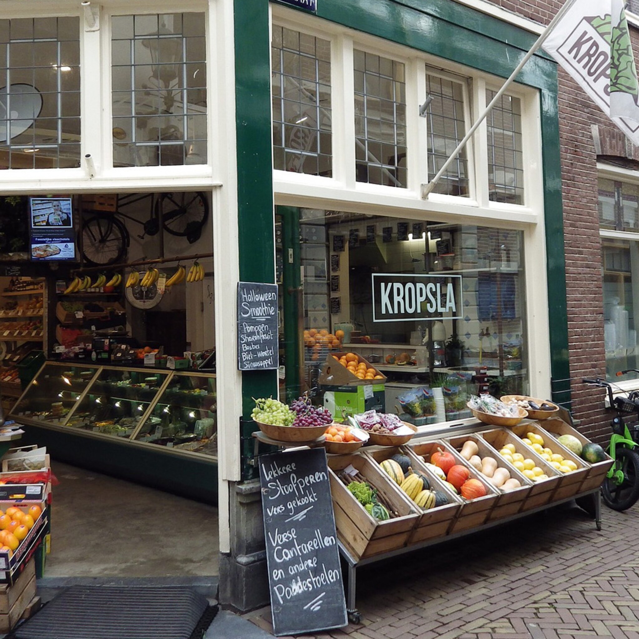 leuke en aparte winkelier verliest nog meer terrein