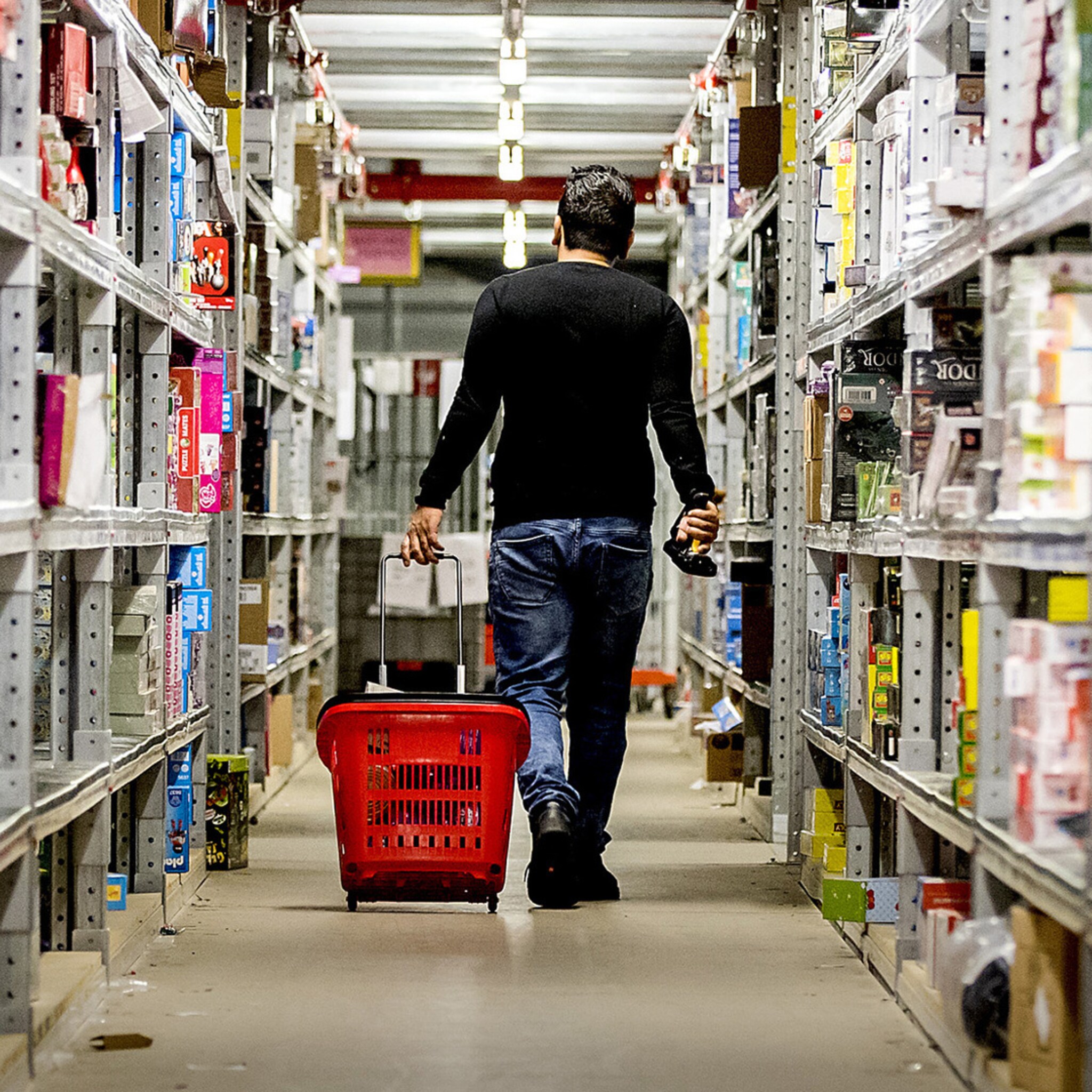 nederlandse consumenten geven meer geld uit in buitenlandse webwinkels