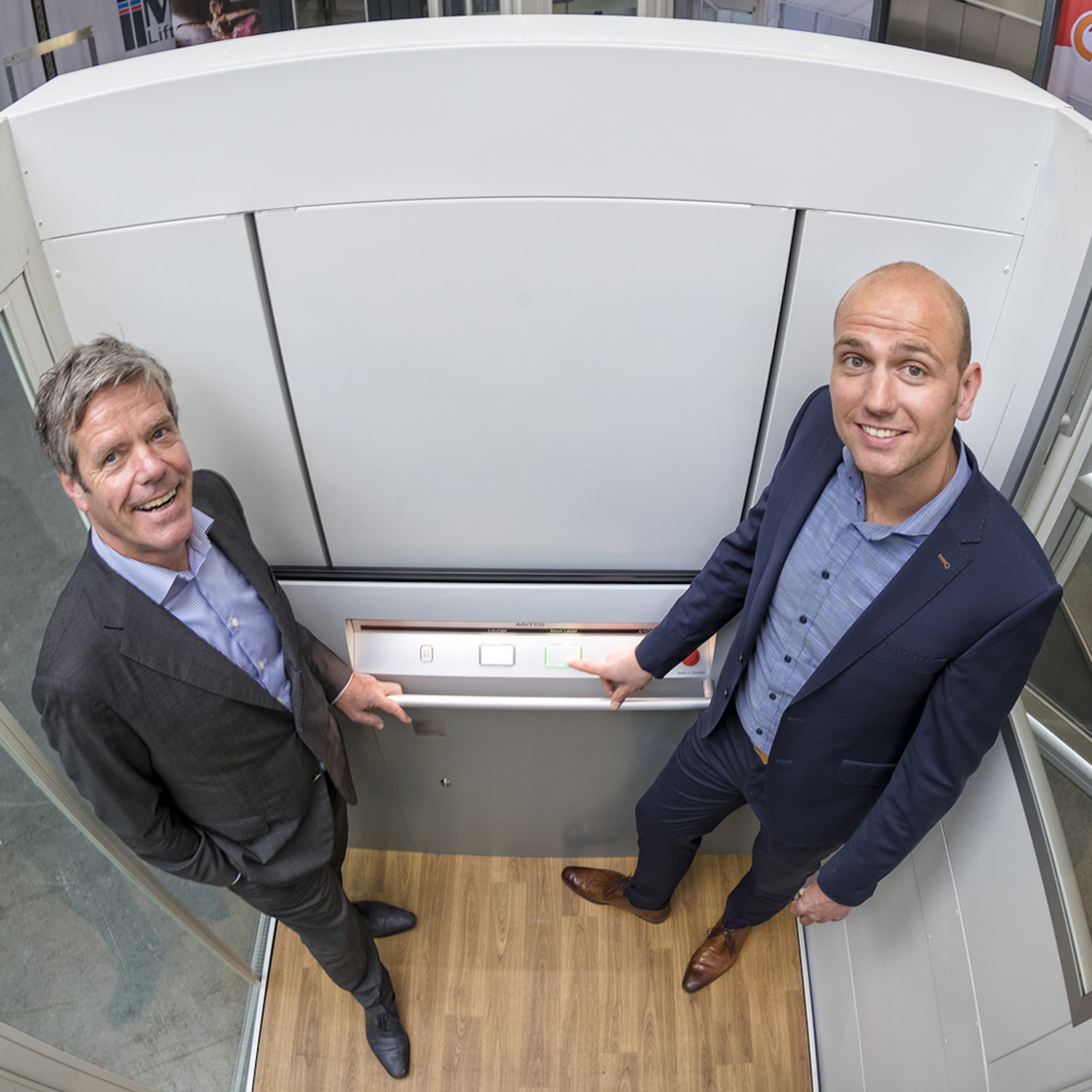 er komt overal een lift aan te pas