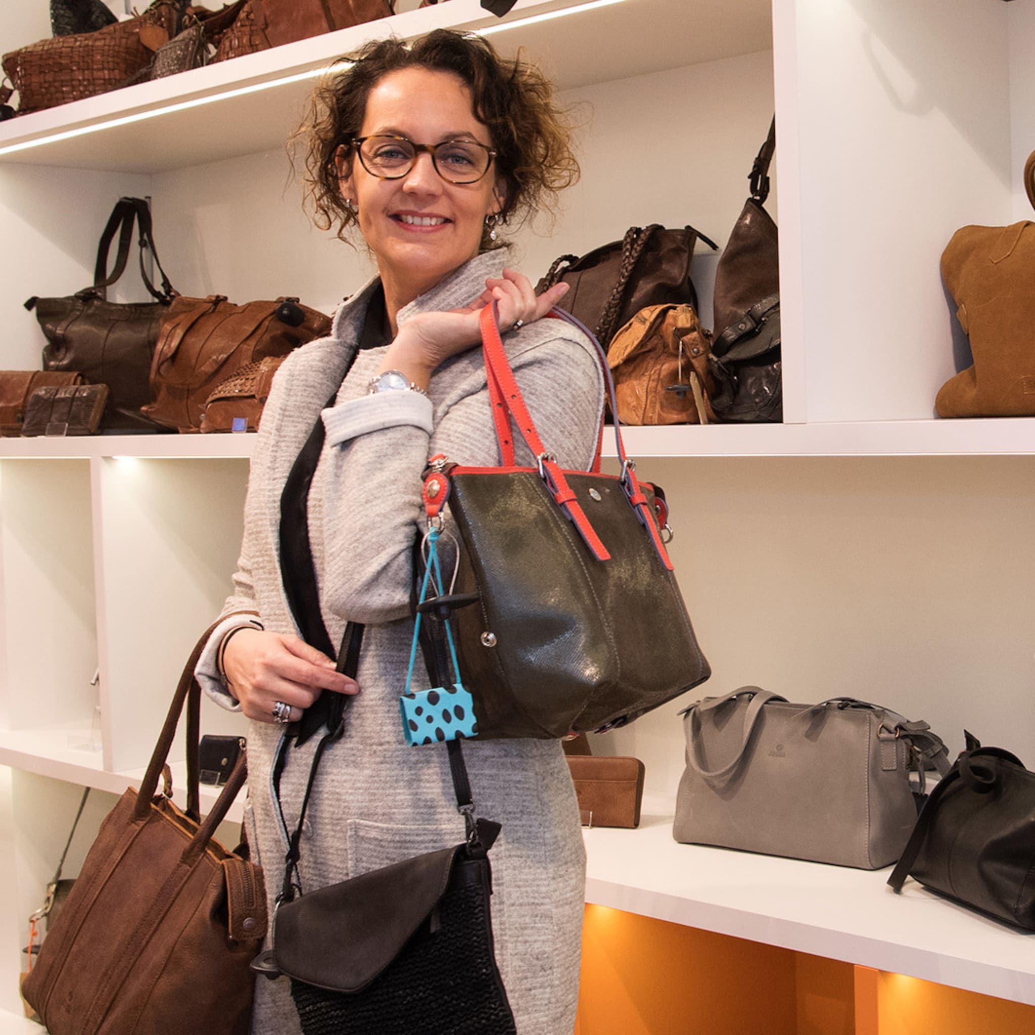 tassenwinkel vertrouwt op online en offline