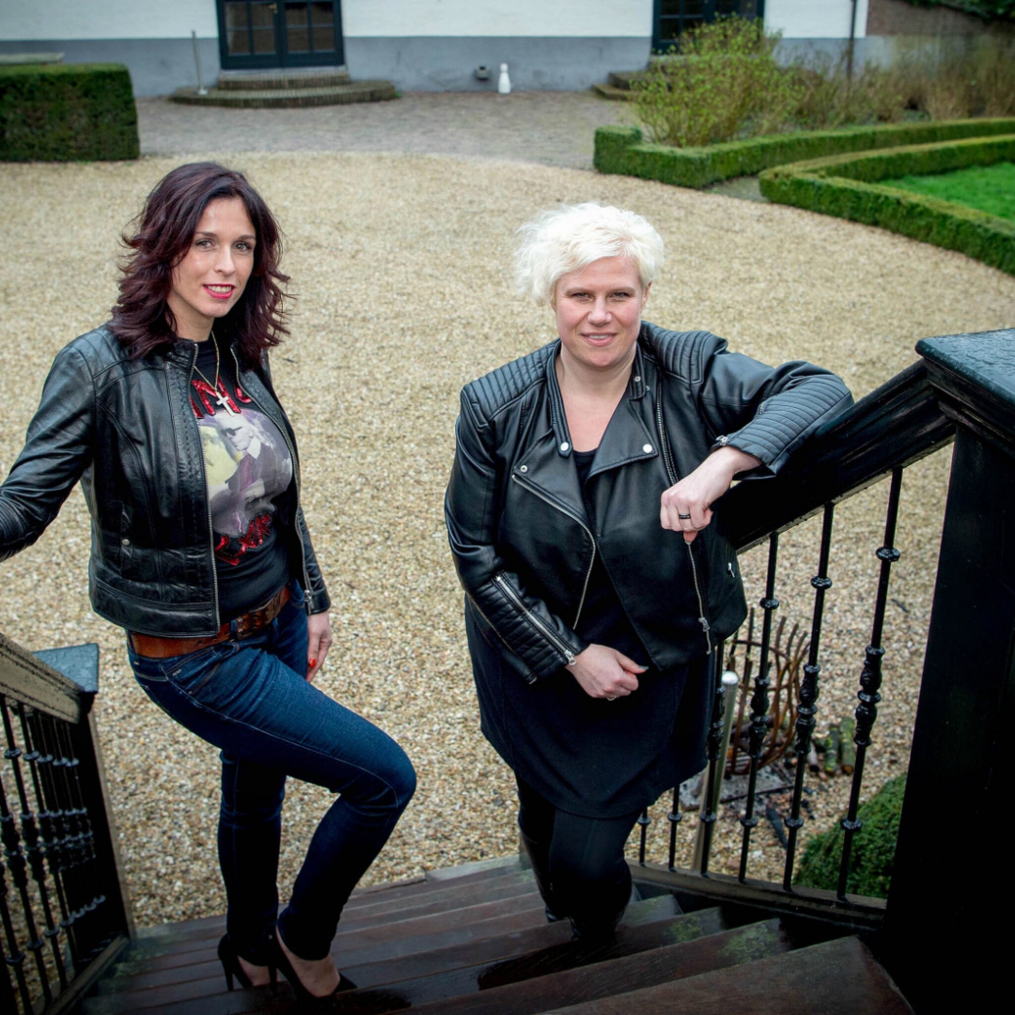 dancefeest pleasure lounge gooit het roer compleet om