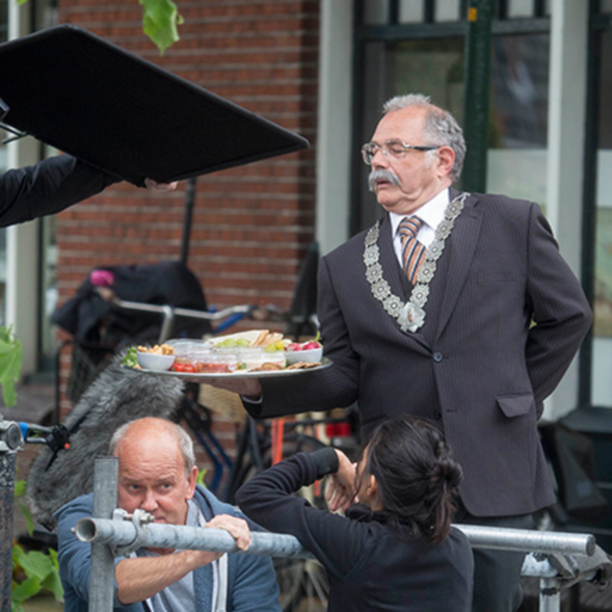 johma geeft kijkje achter de schermen bij reclamefilmpje