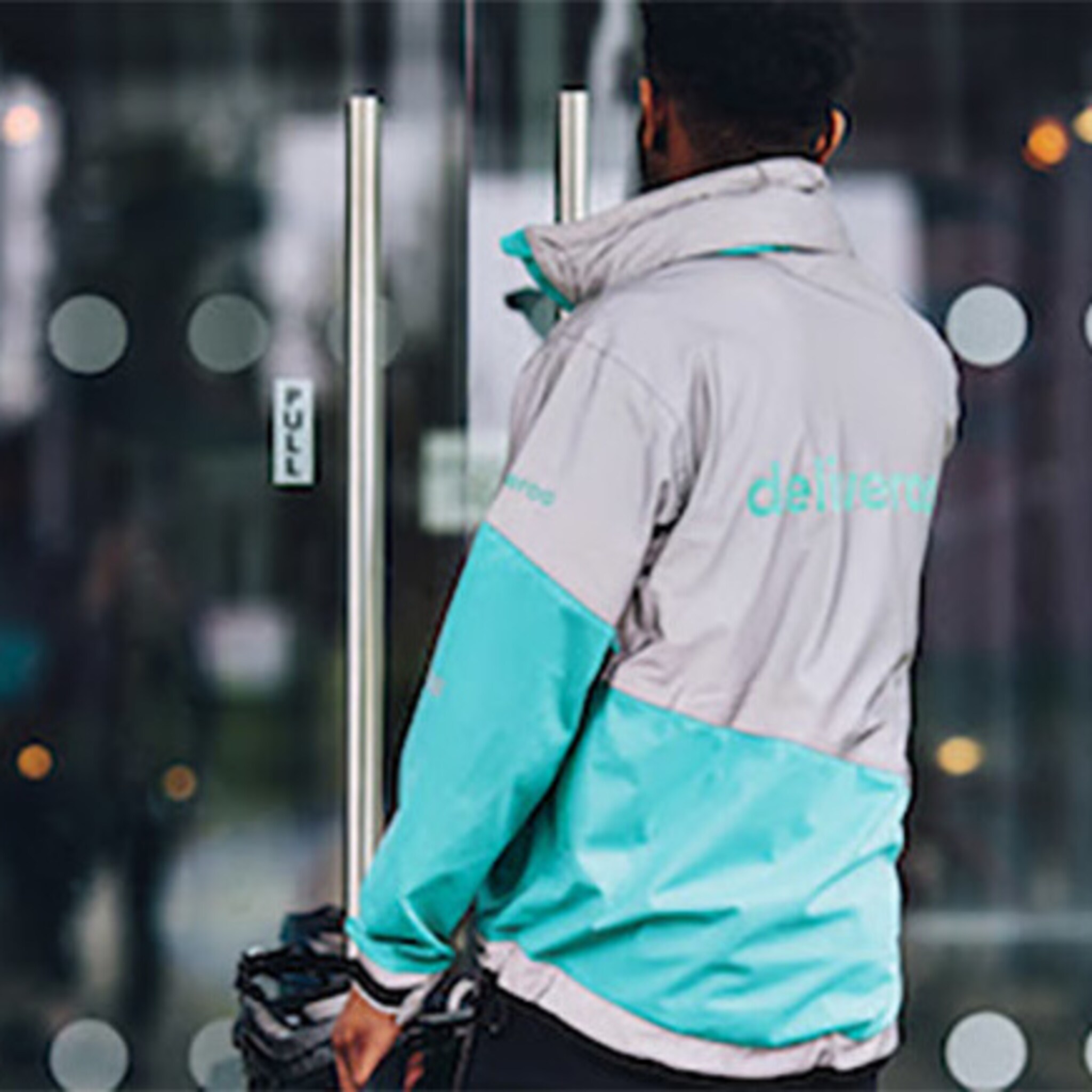 deliveroo lanceert platform voor zakelijke klanten