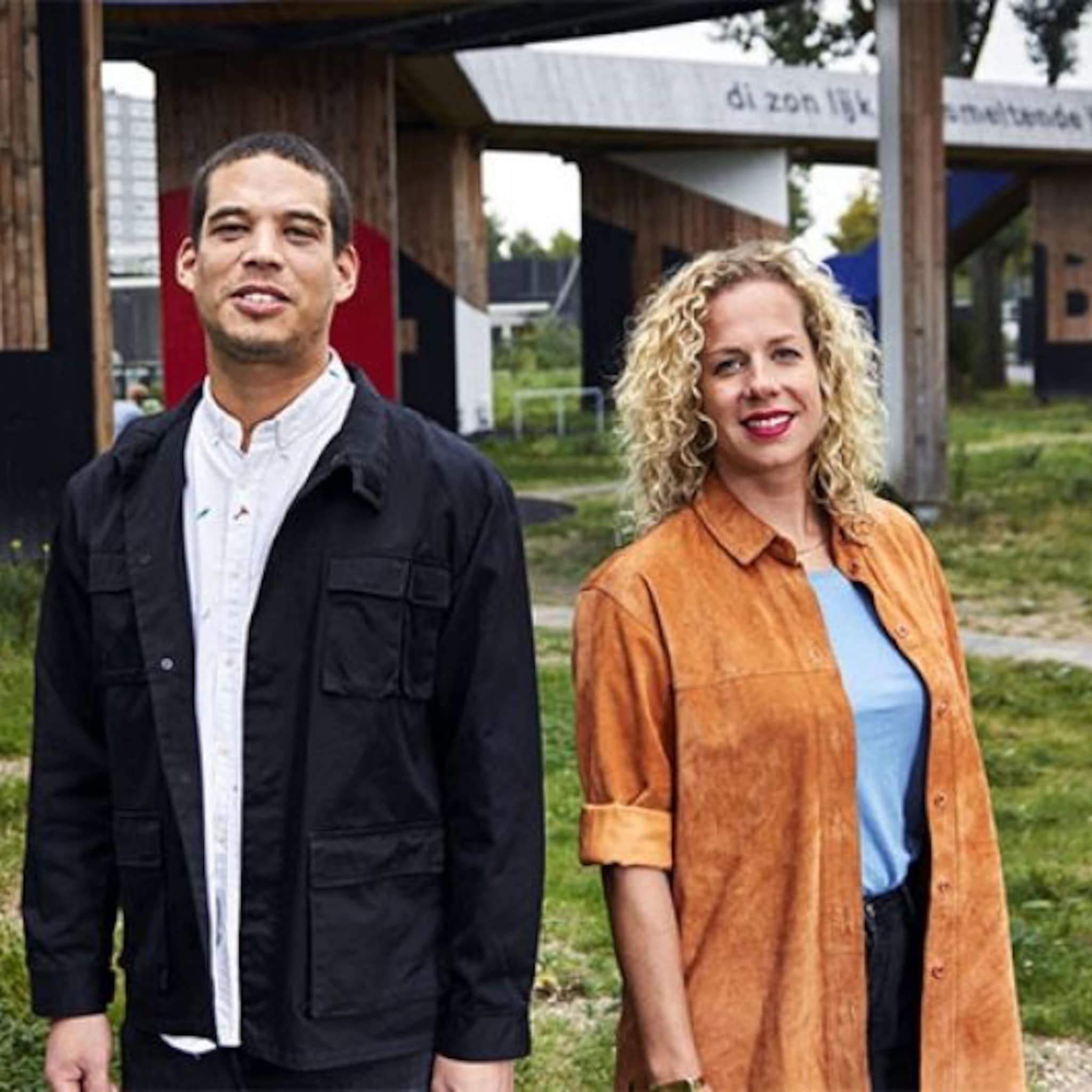 kunstgalerie opperclaes timmert aan de weg