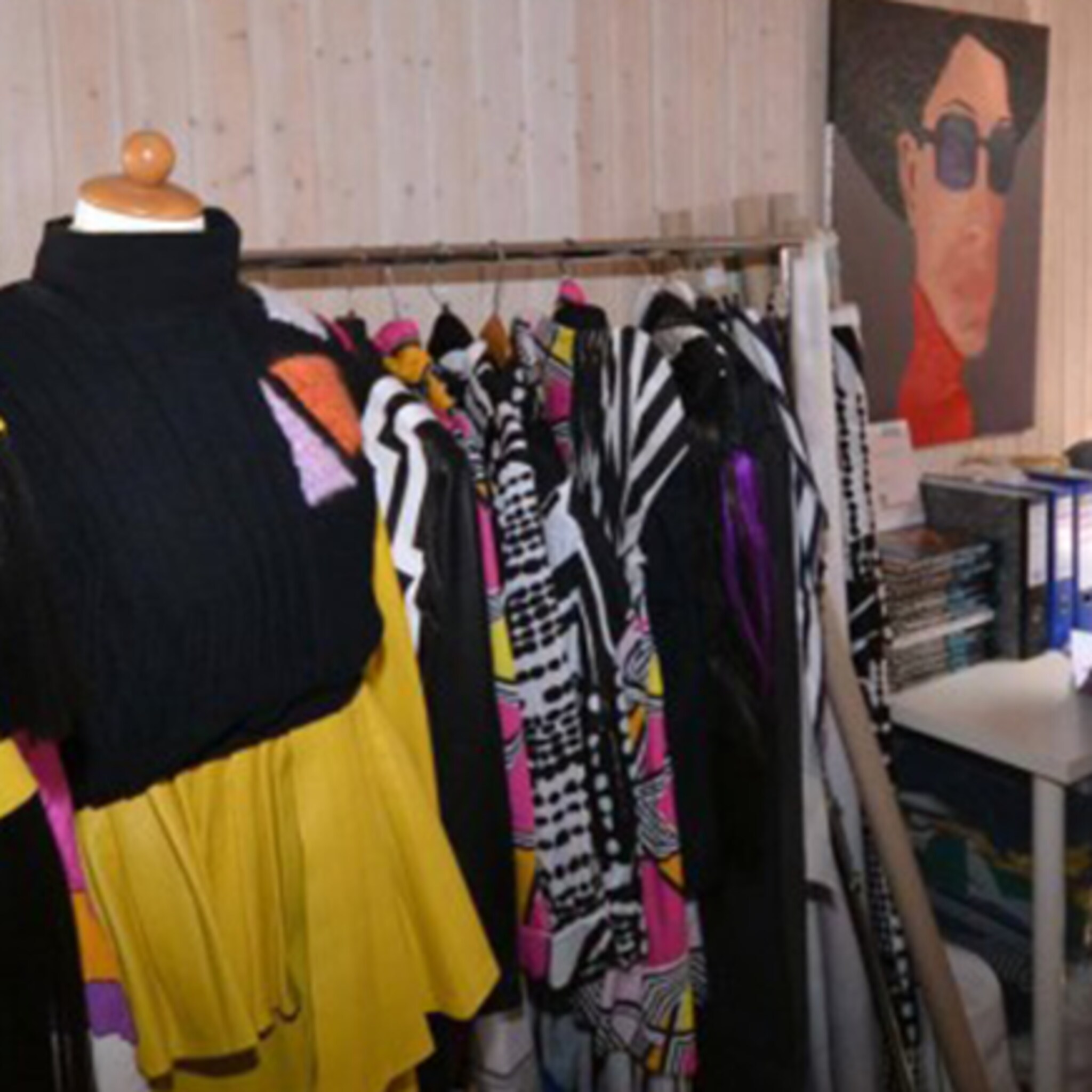 modeontwerpster lucie loete uit kloosterzande op catwalk in londen