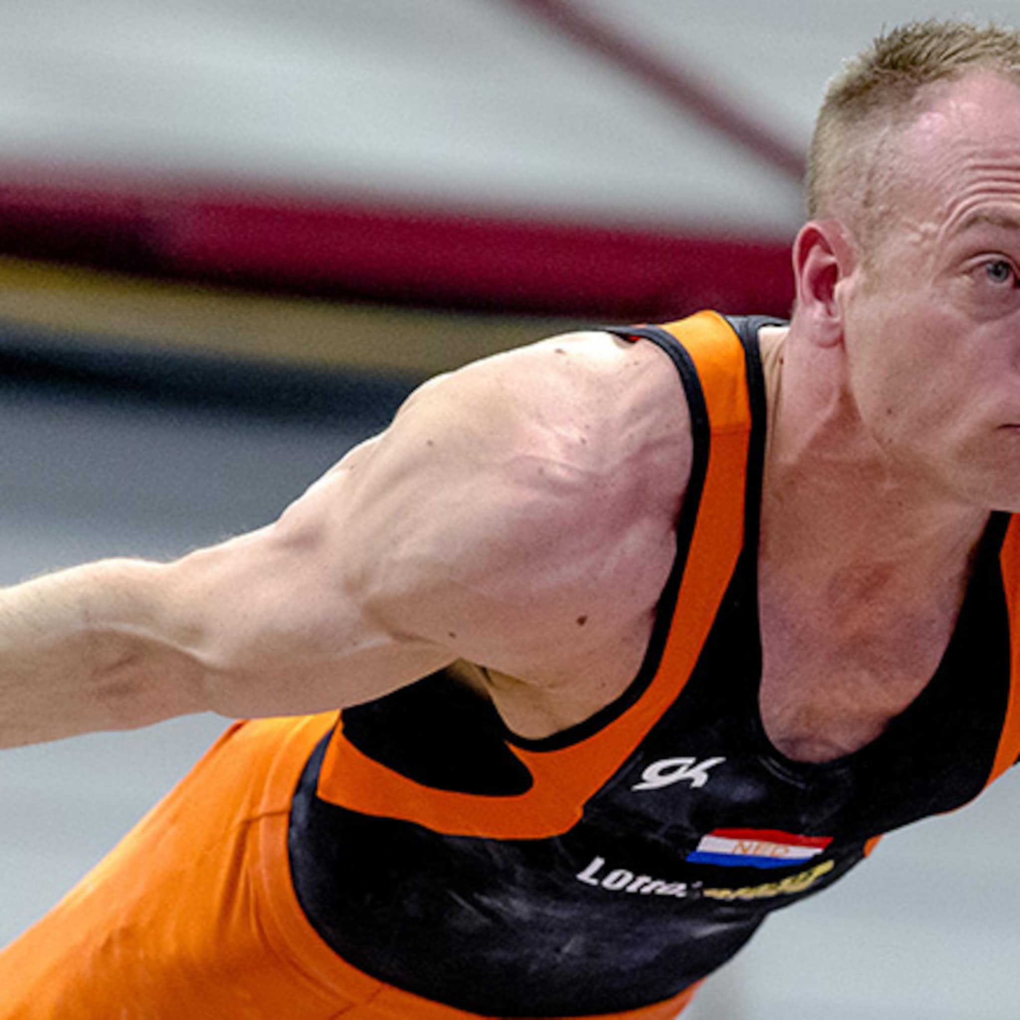 lollig inhaken op yuri van gelder het mag wel wat intelligenter