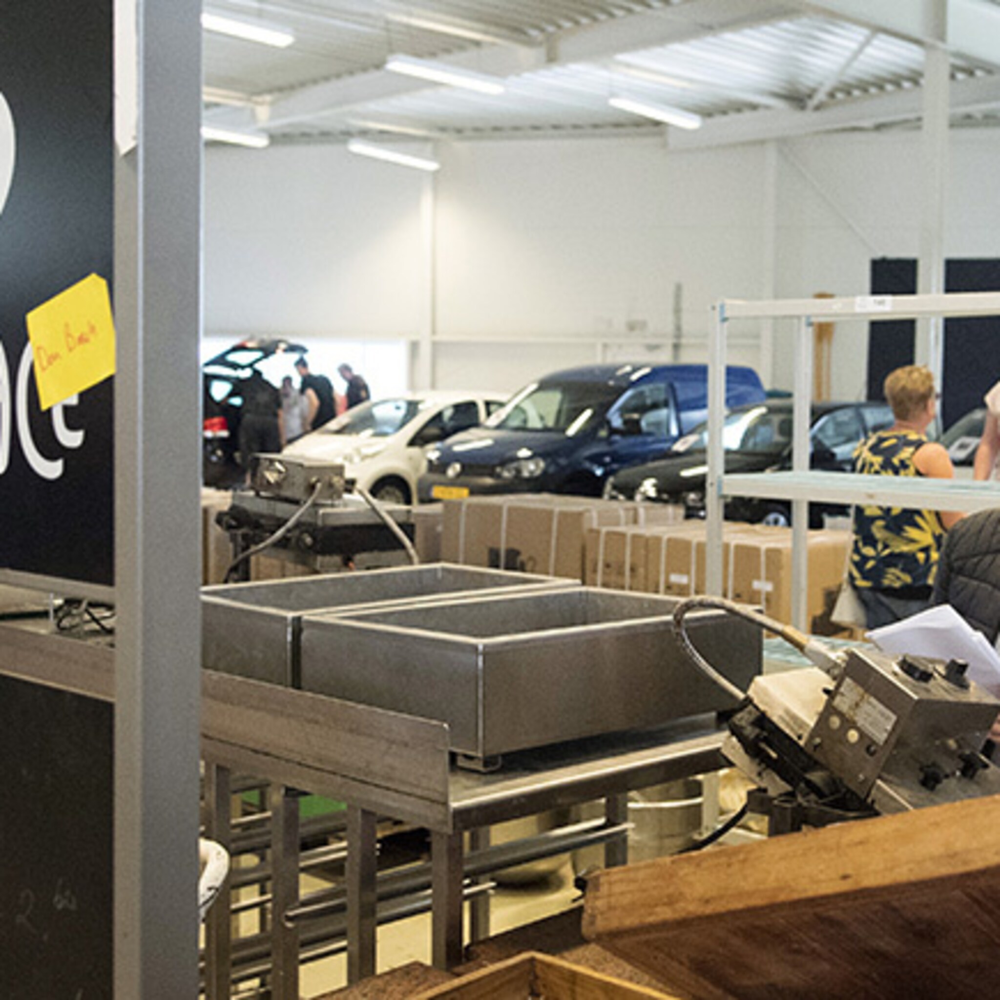 onlineveilingplatform opent veilinghal in vught
