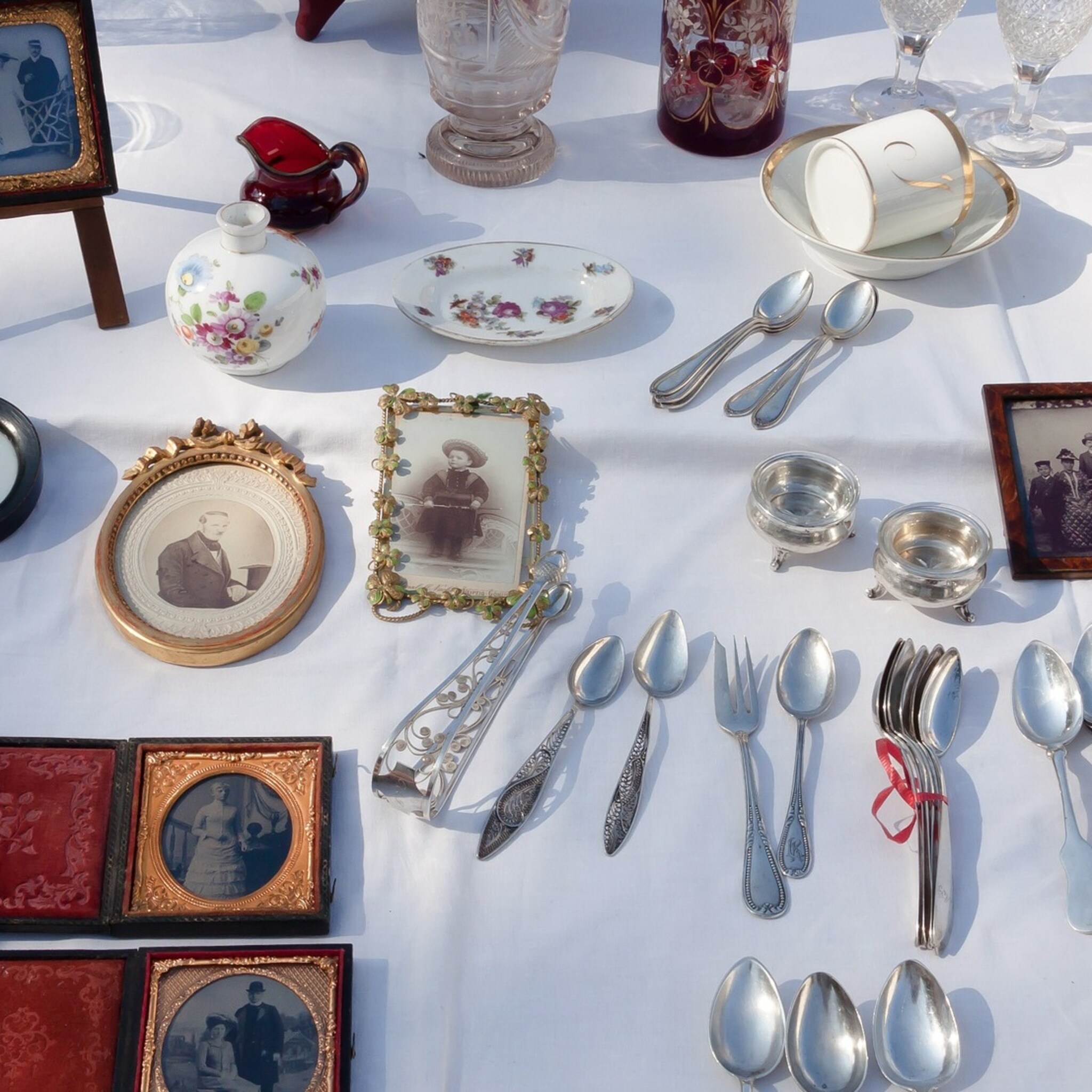 kringloopwinkel in dokkum gaat kledingsorteercentrum opzetten