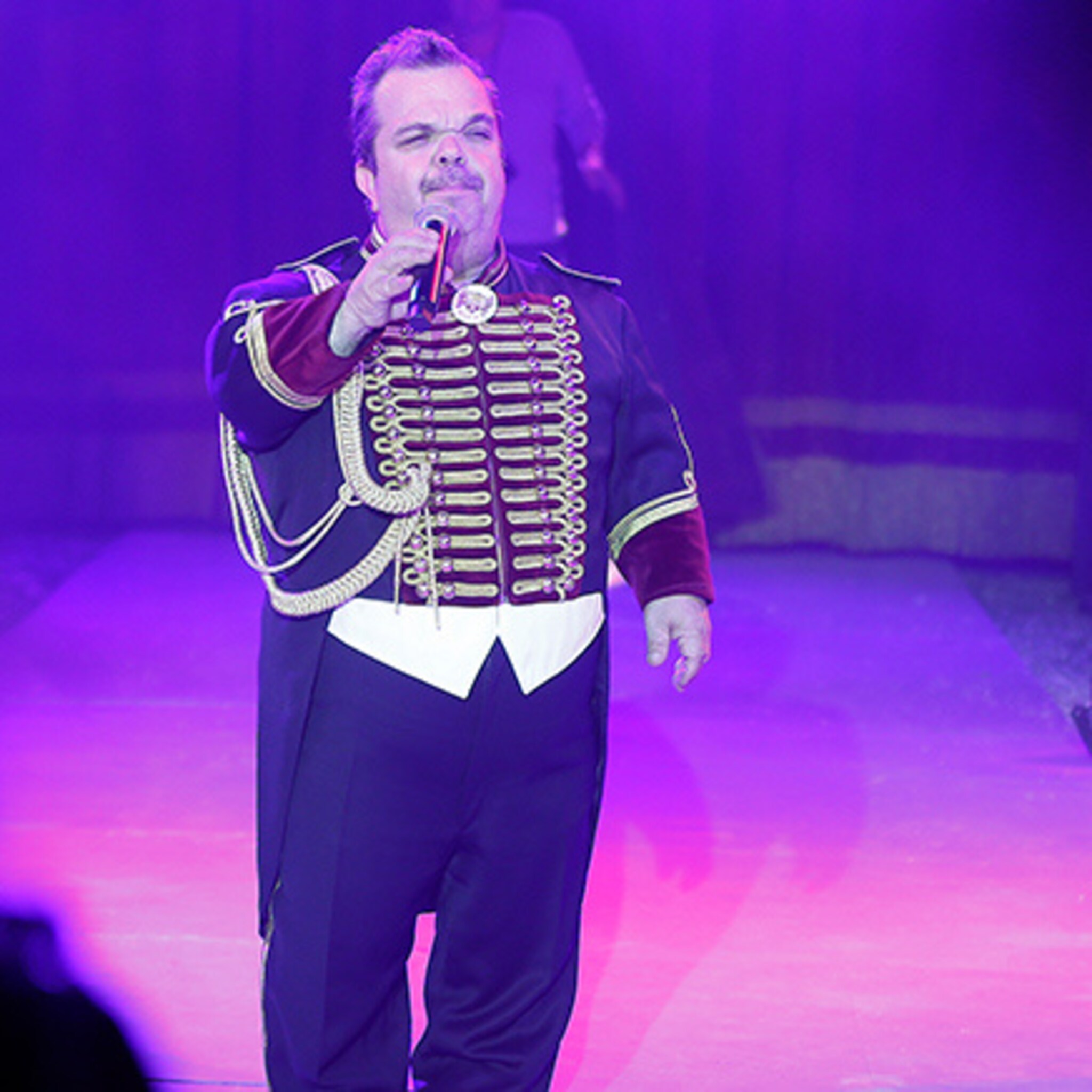 circus renz komt terug