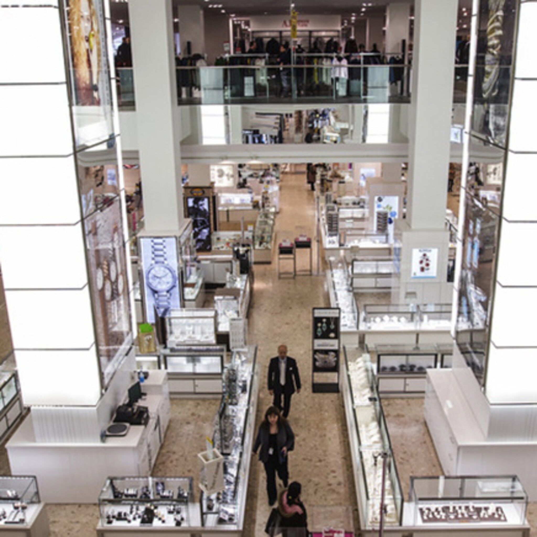 twentse winkelsteden vrezen komst hudson s bay in enschede