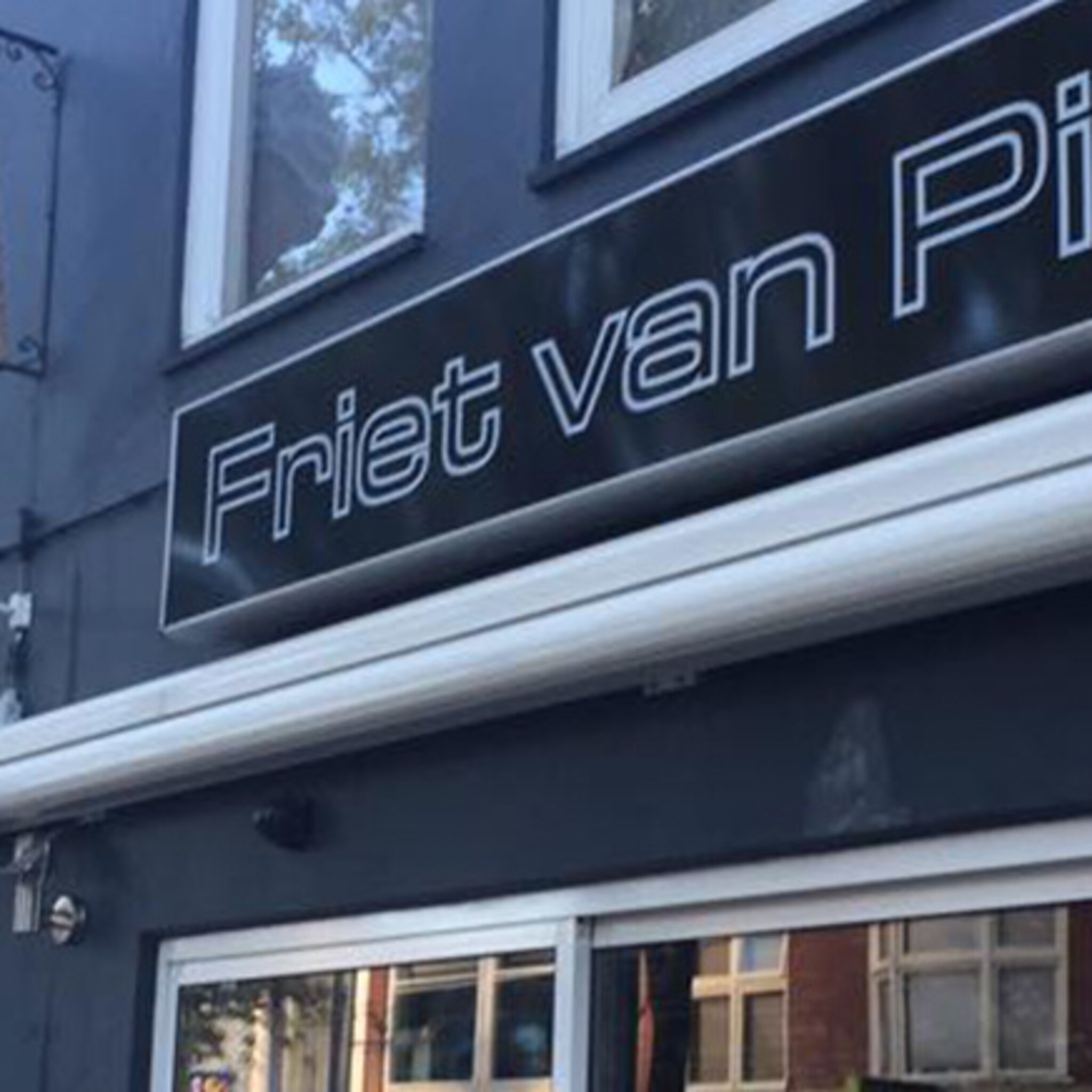 eigenaar friet van piet de meest markante horecaondernemer van groningen