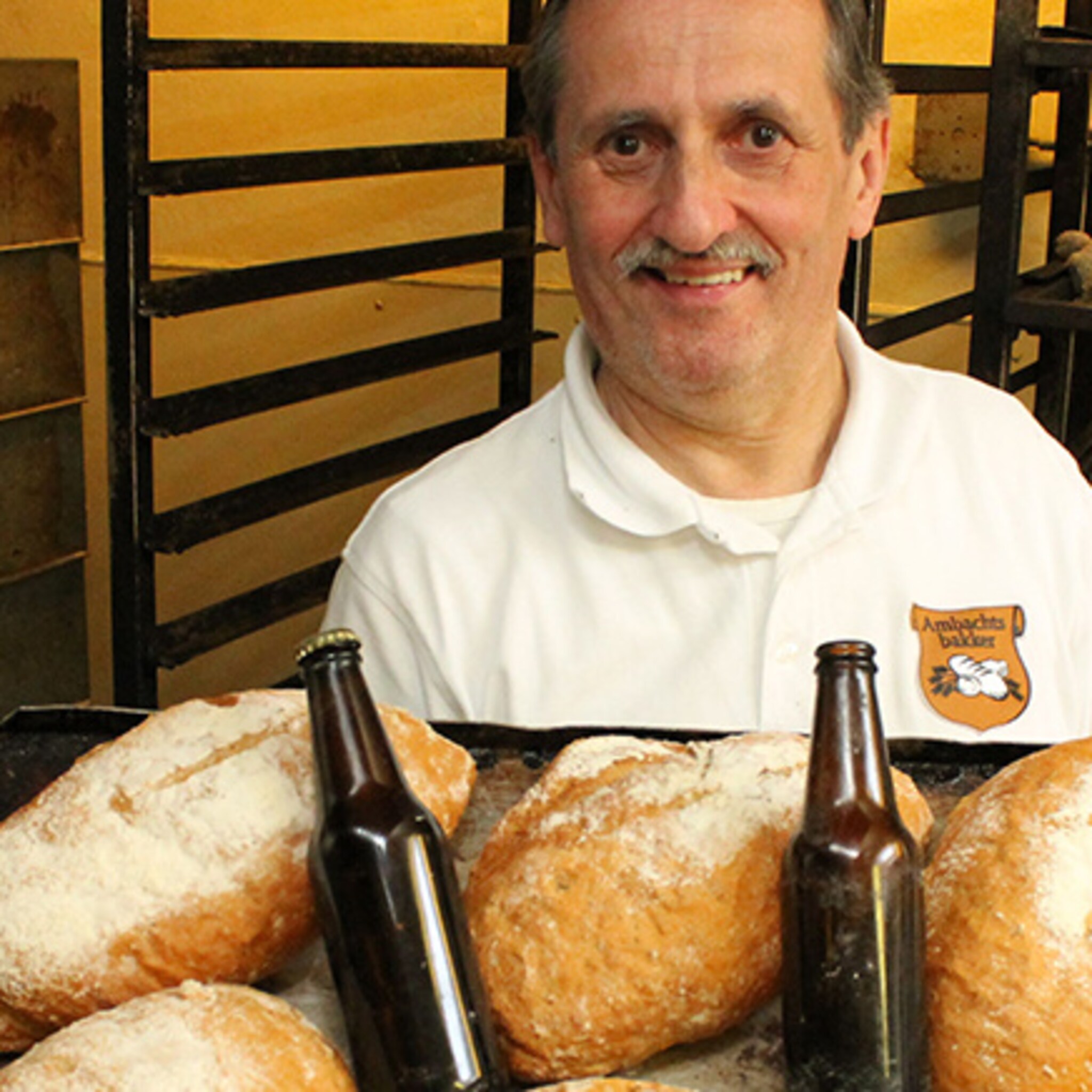 speciaalbrood in goes bierbostelbrood bereid met donker bier