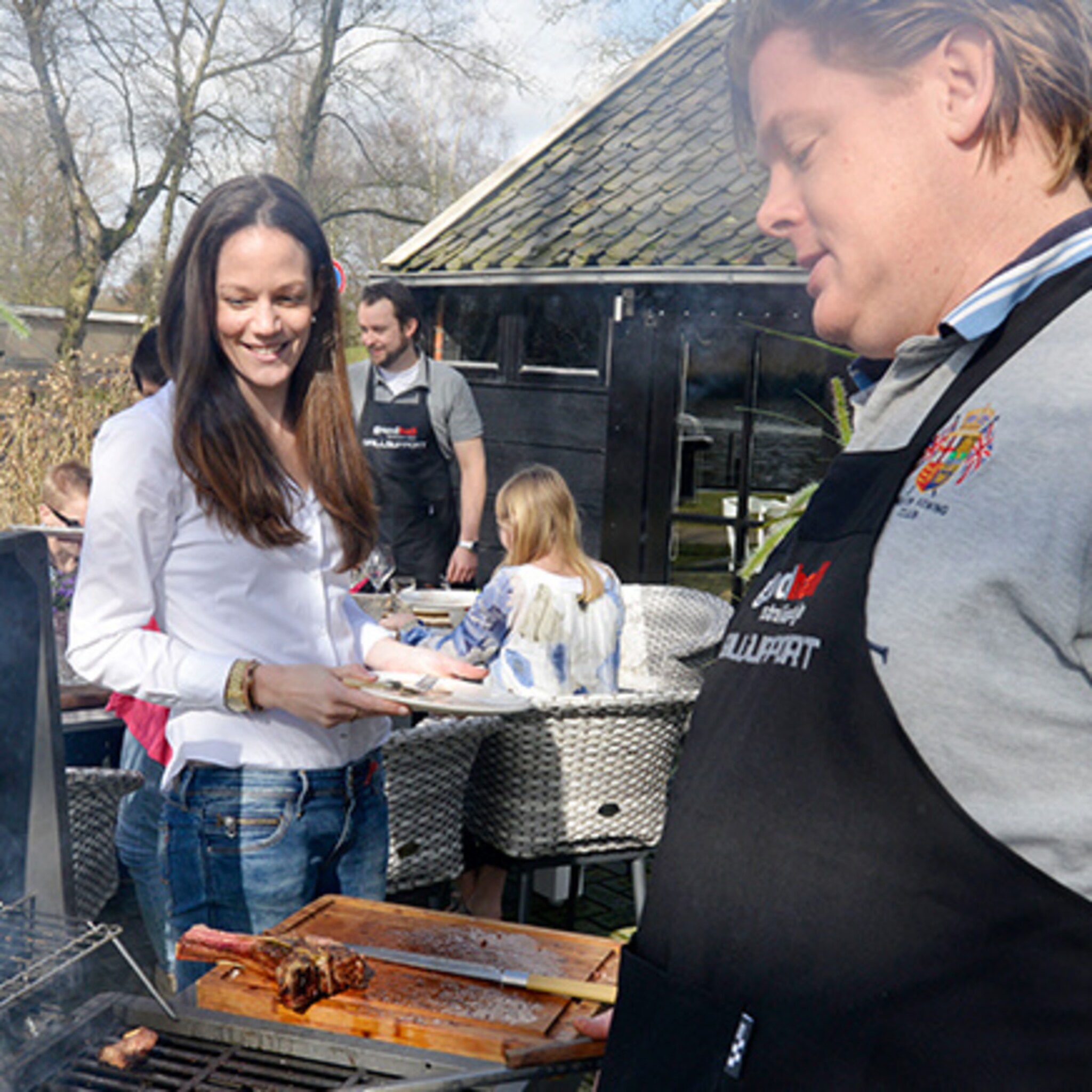 dorpshuys in borne wordt barbecuerestaurant roast it