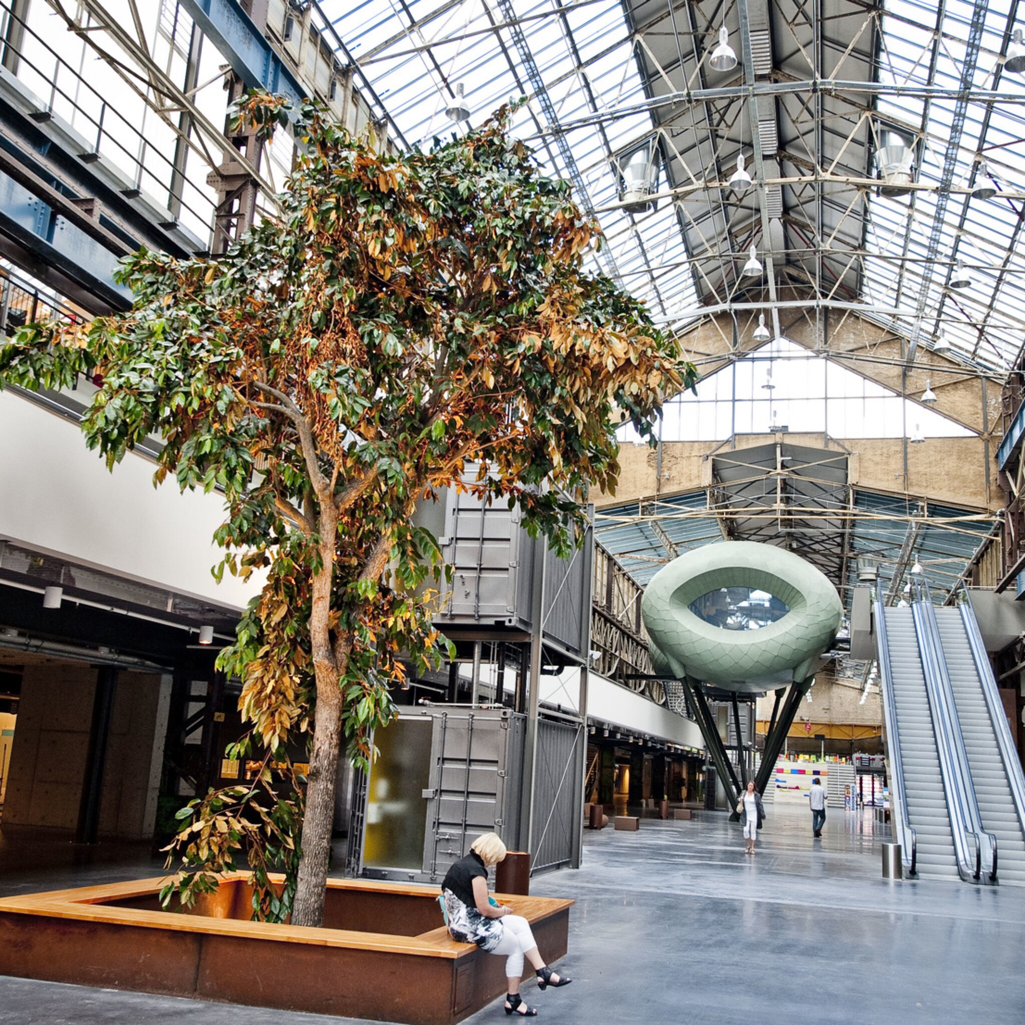 starters krijgen steun tijdens bijeenkomst in de gieterij in hengelo