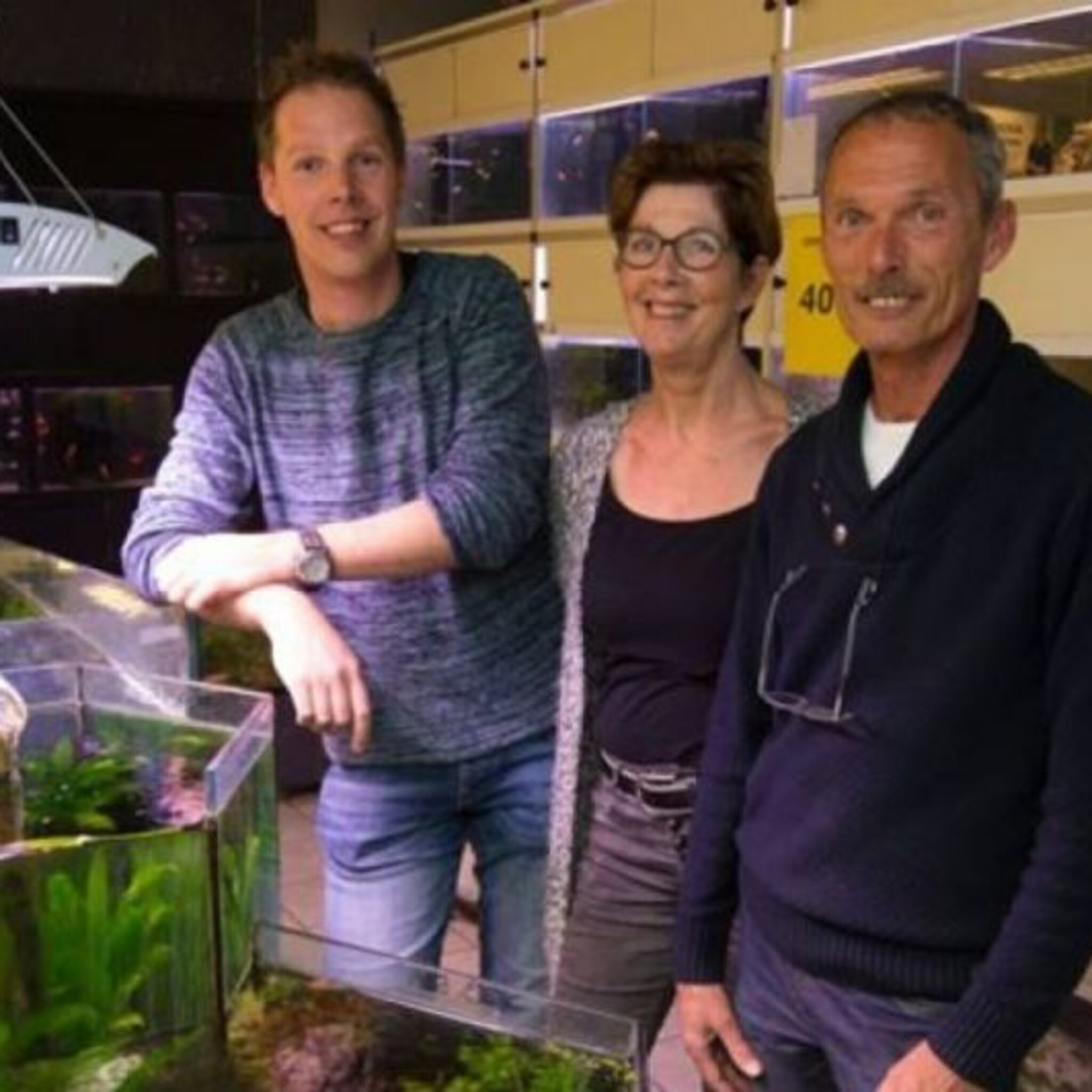 na 40 jaar verruild dierenwinkel in ijsselmuiden vogels voor drank
