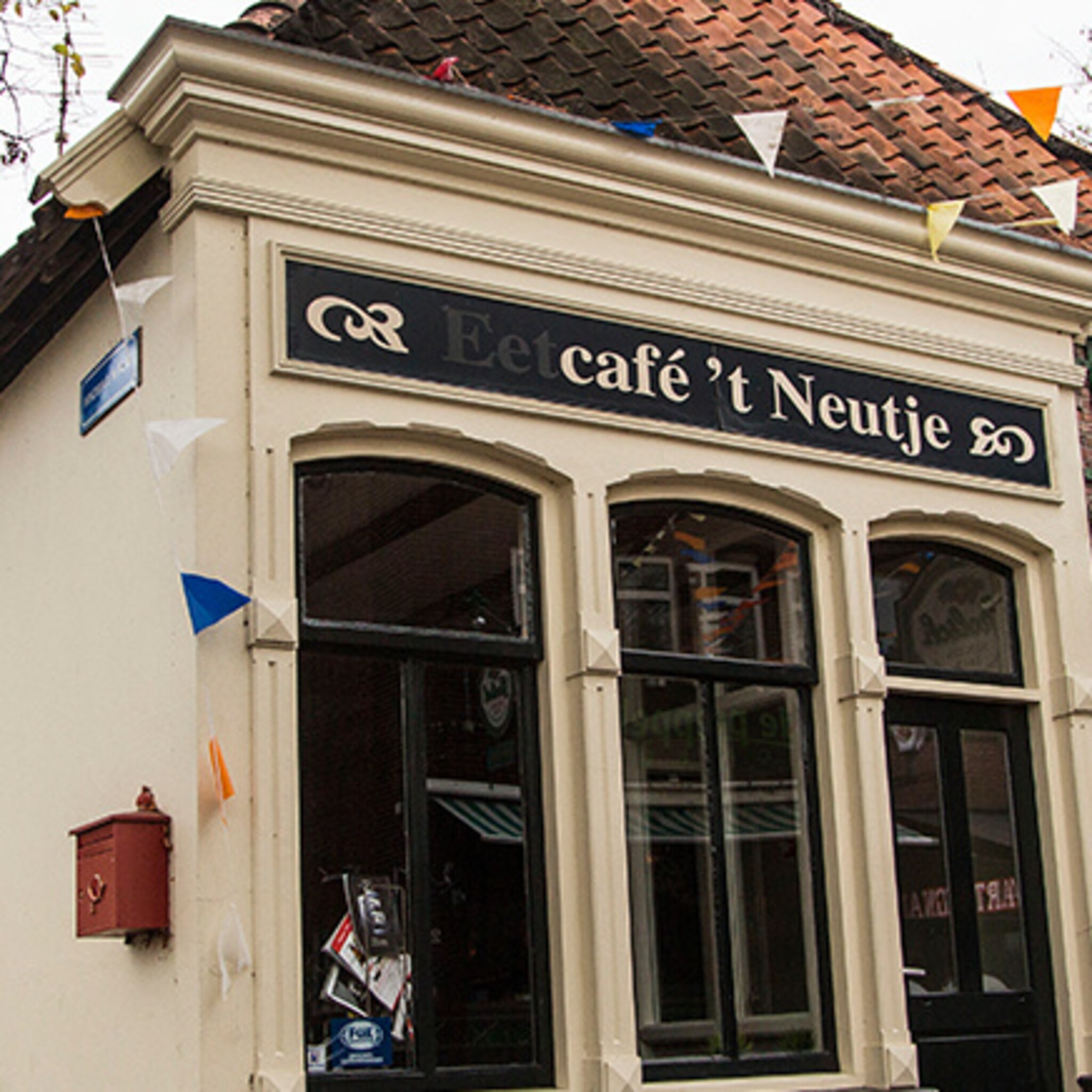 t neutje in hengelo gaat weer open