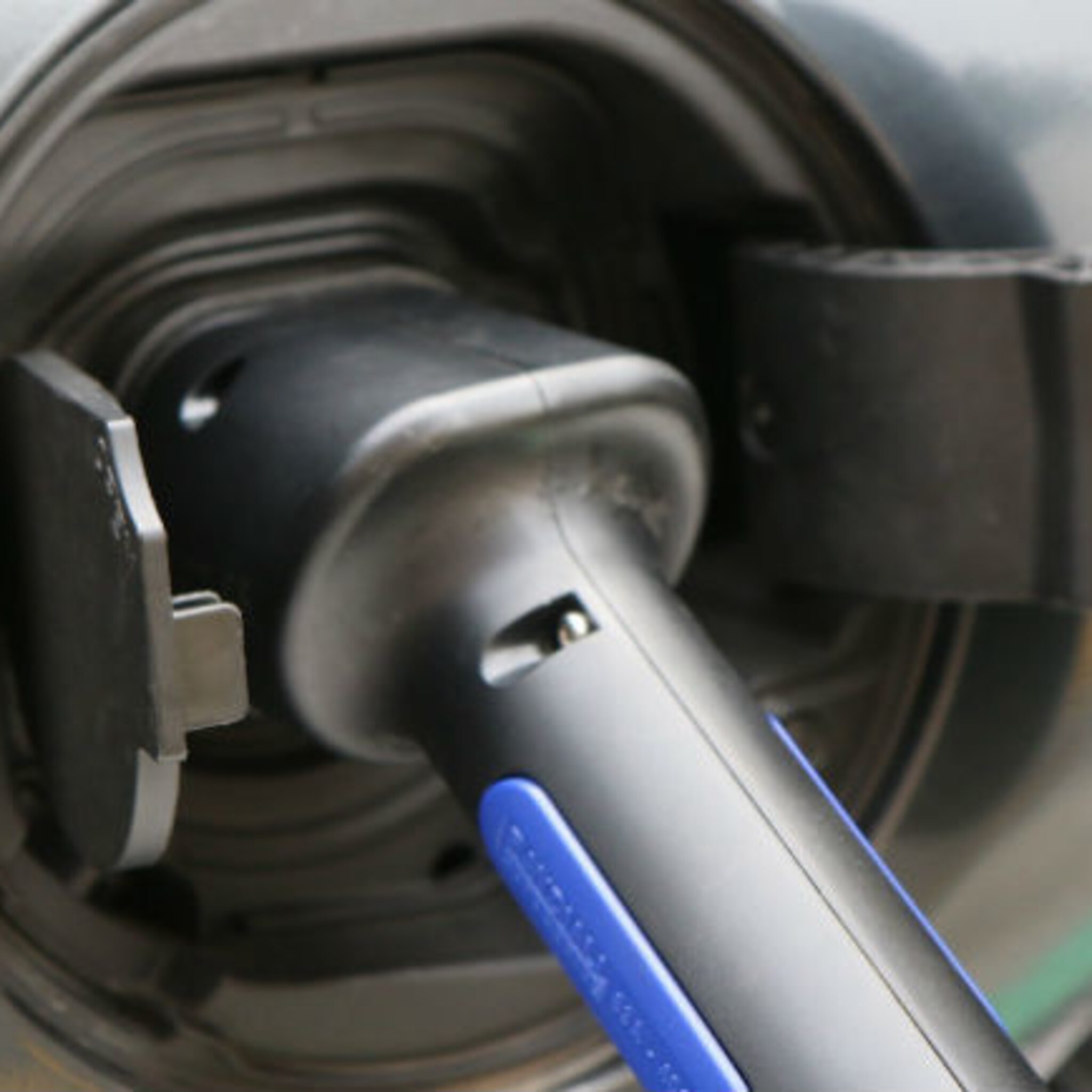 zierikzeese ondernemer wil eerlijke info over elektrisch rijden