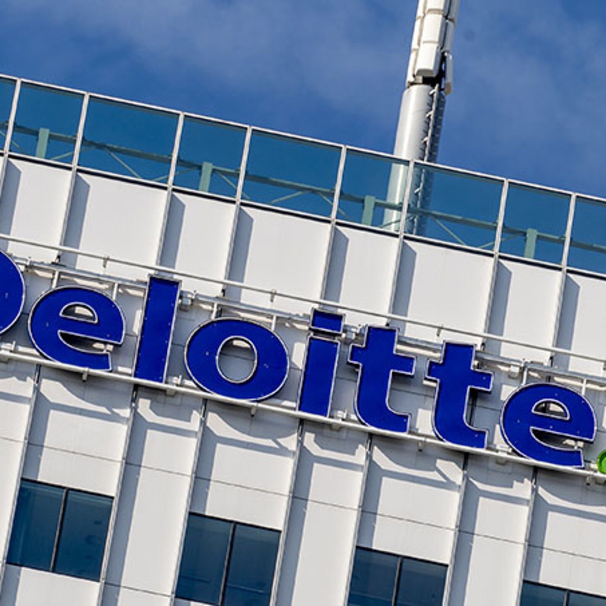 afm straft accountants big 4