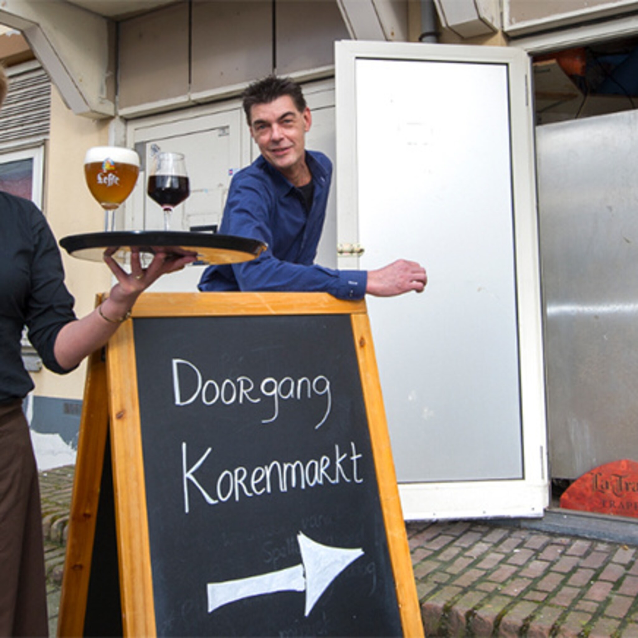 doorsteek dwars door cafe
