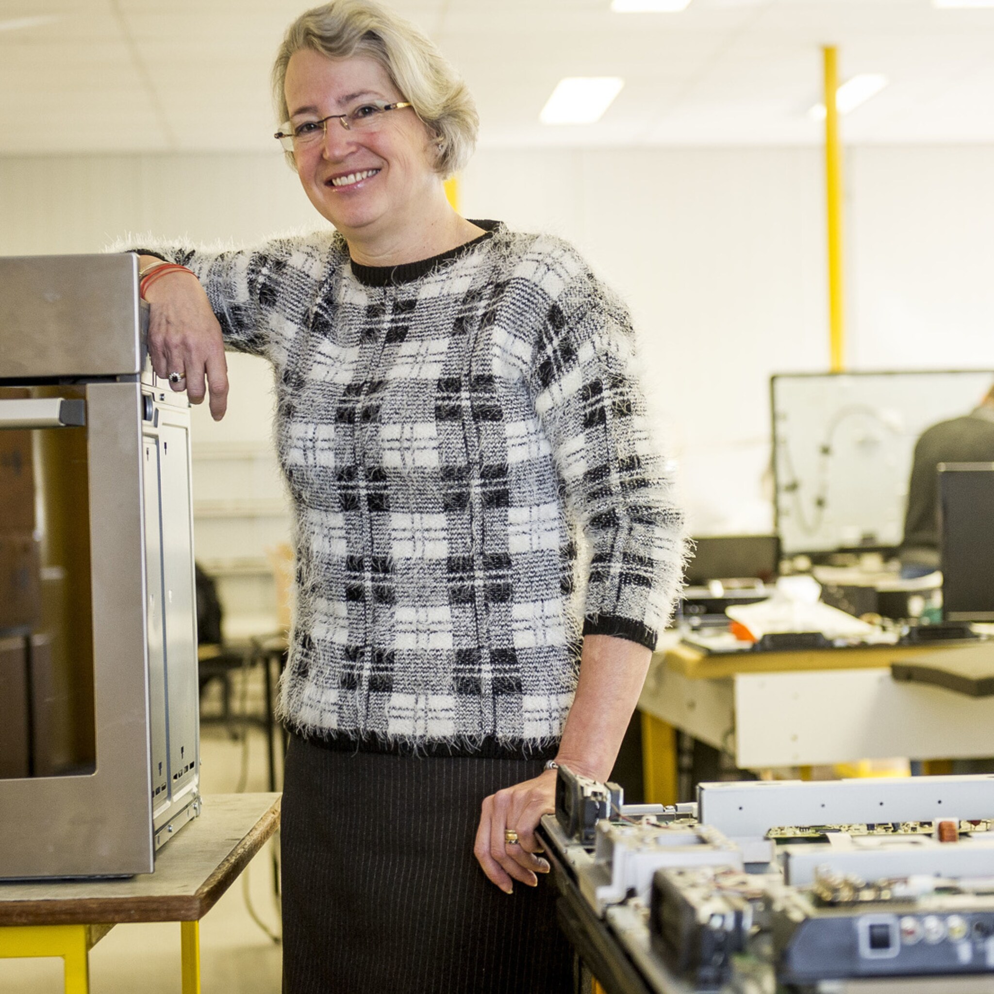yvonne koolhaas van repareren in een flat naar grote technische dienst
