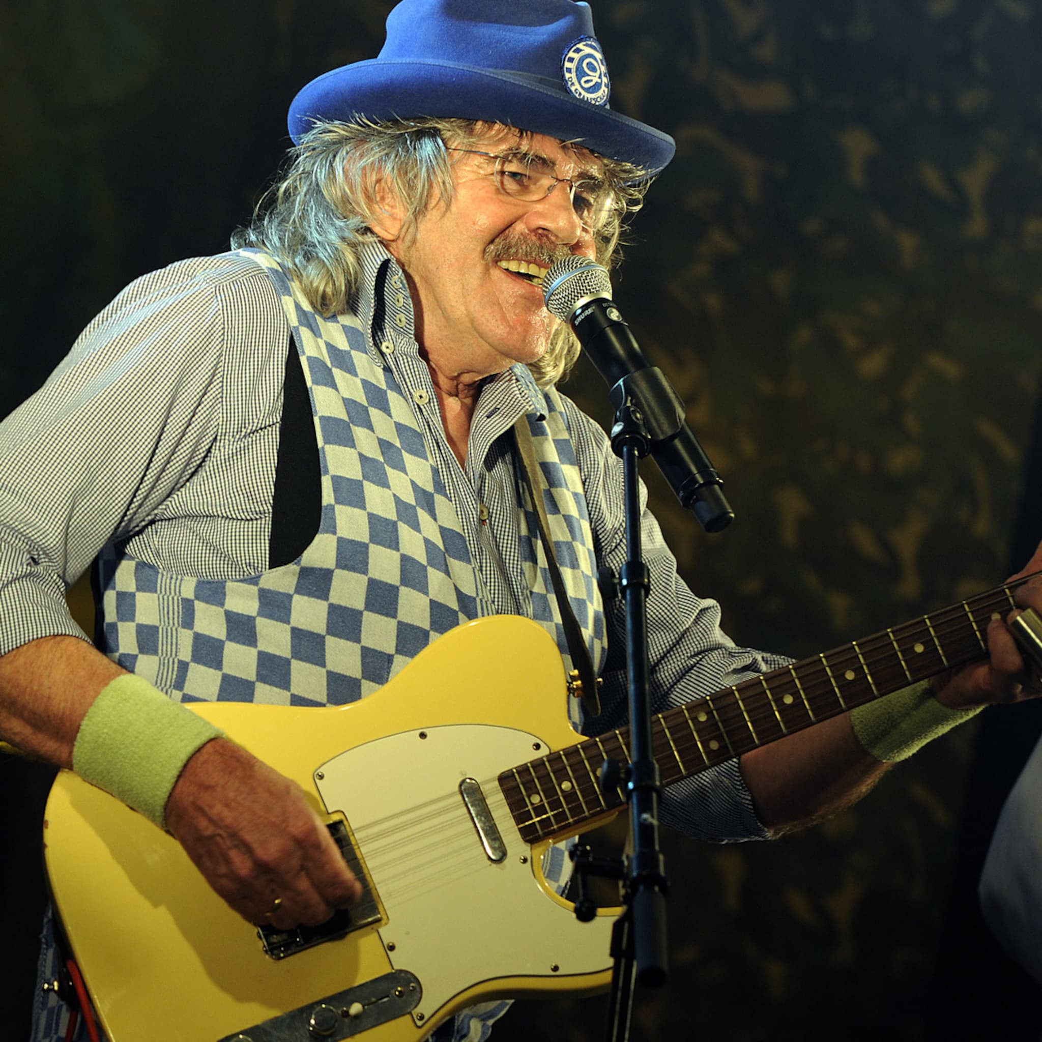 bennie jolink verkoopt studio met atelier in buitengebied haaksbergen