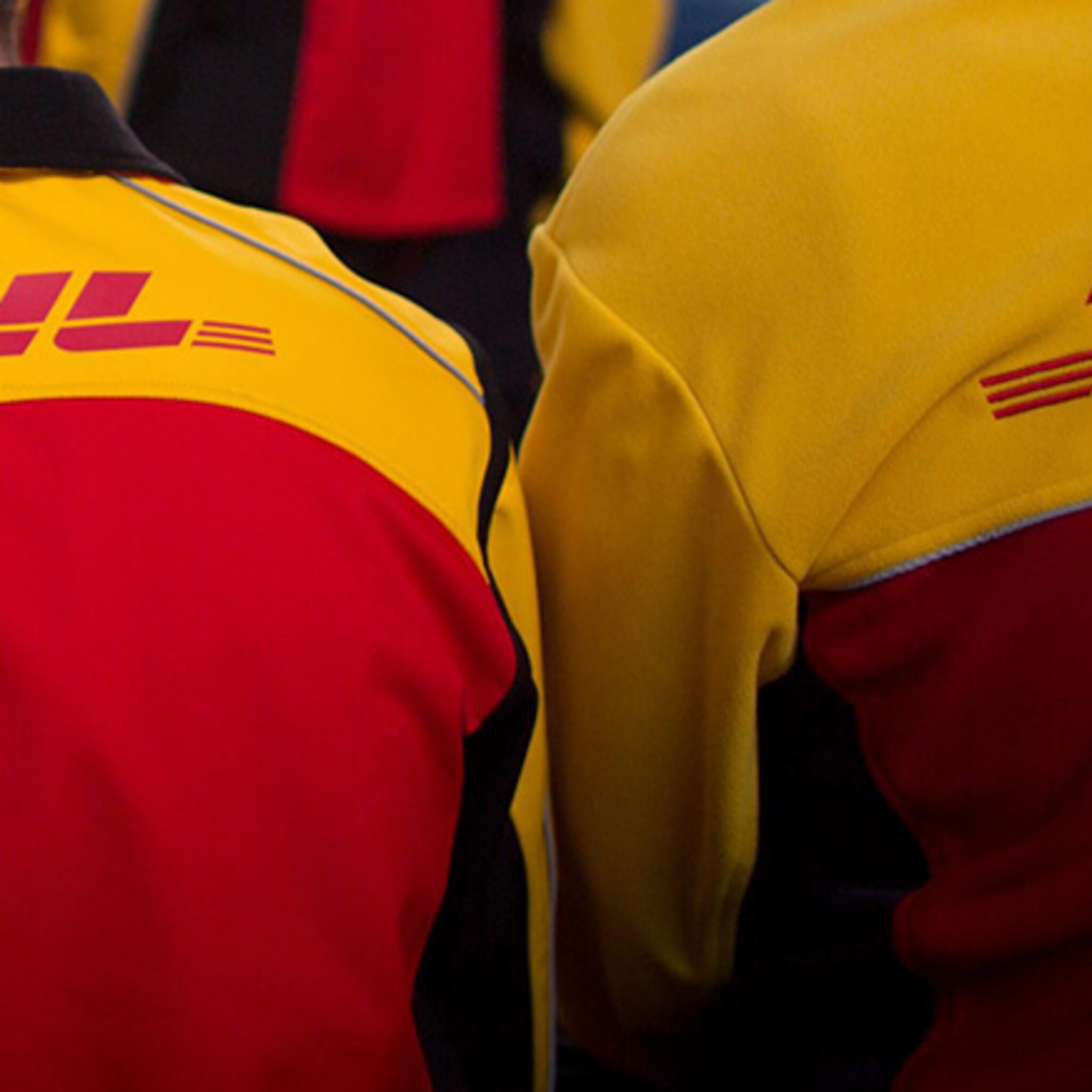 dhl schrapt 24 banen in hengelo ruslanddesk blijft