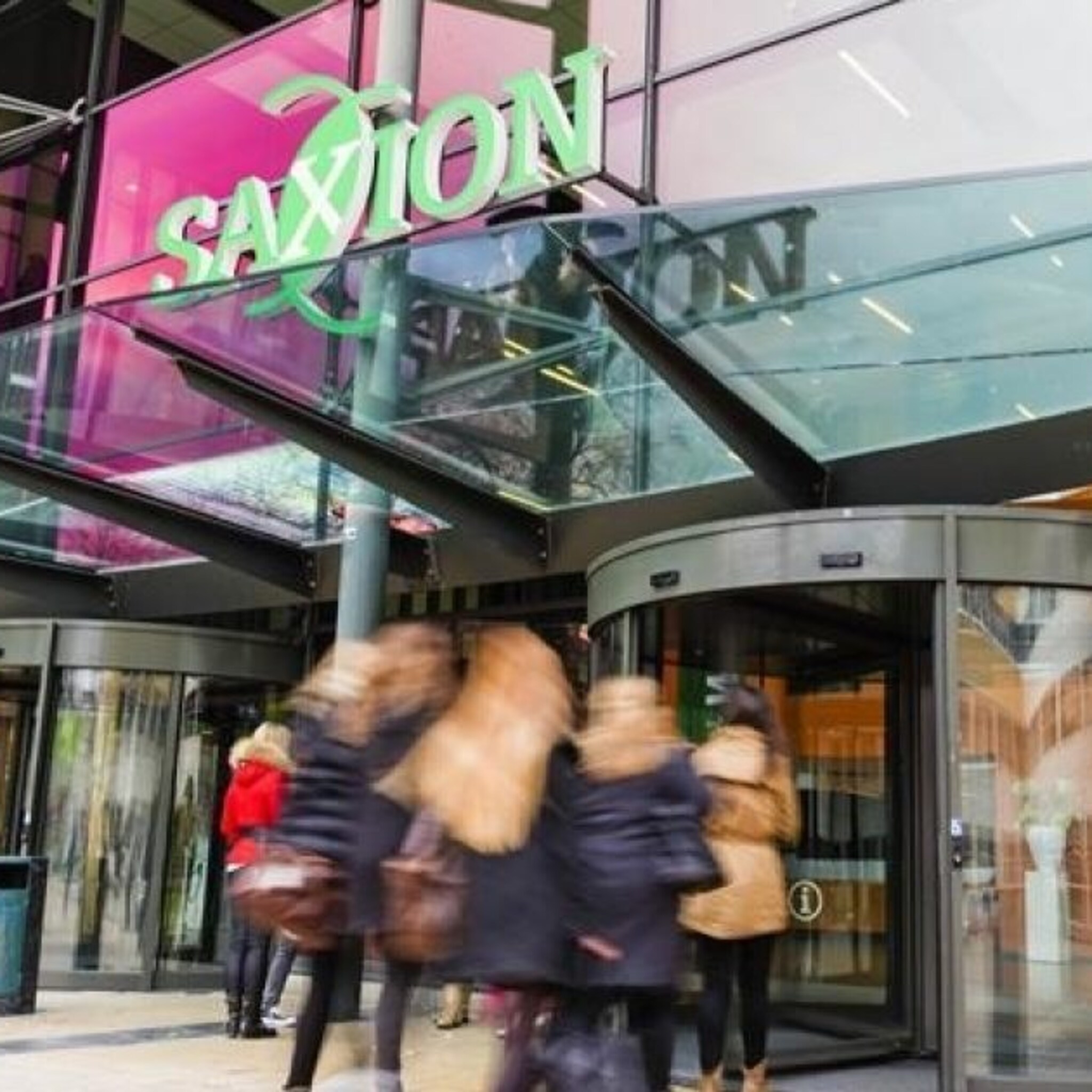 saxion vergoedt waardeloze v en d bonnen