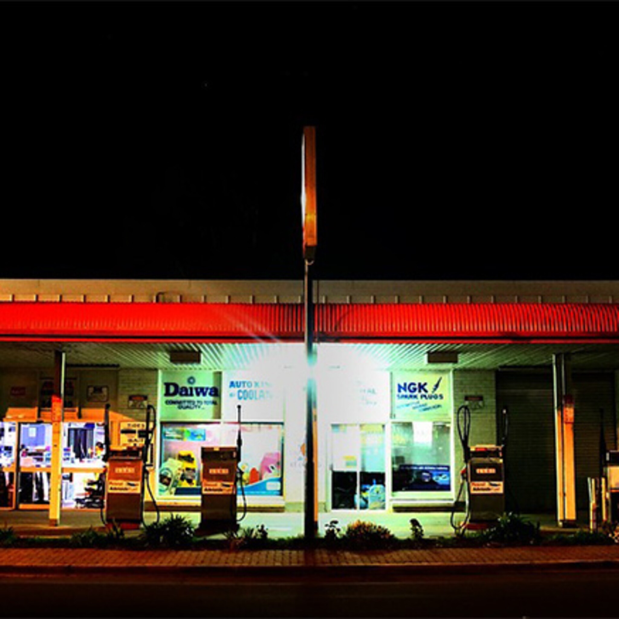 eindelijk bedrijf naar poort van dronten onbemand tankstation