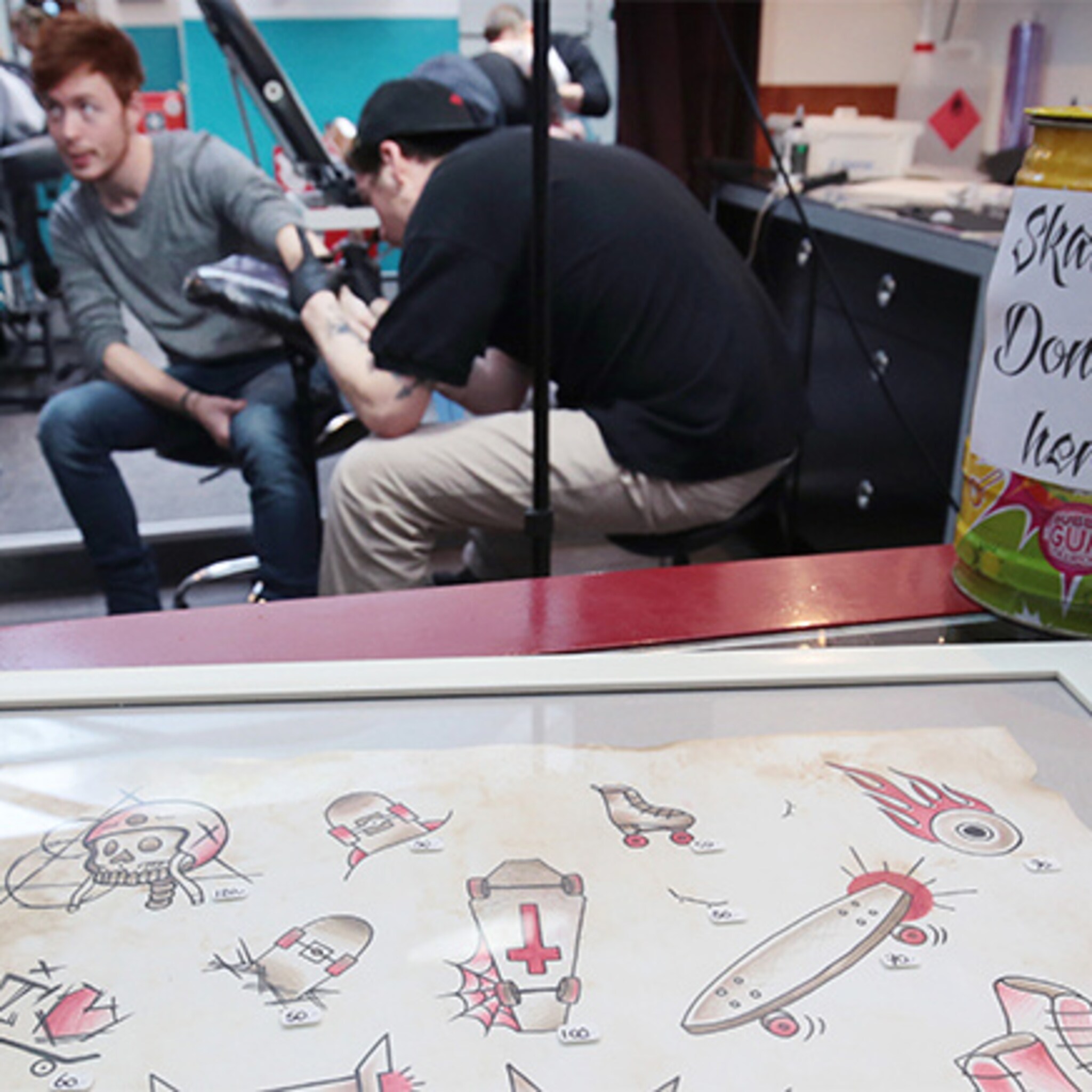 tattoo actie voor nieuw skatepark
