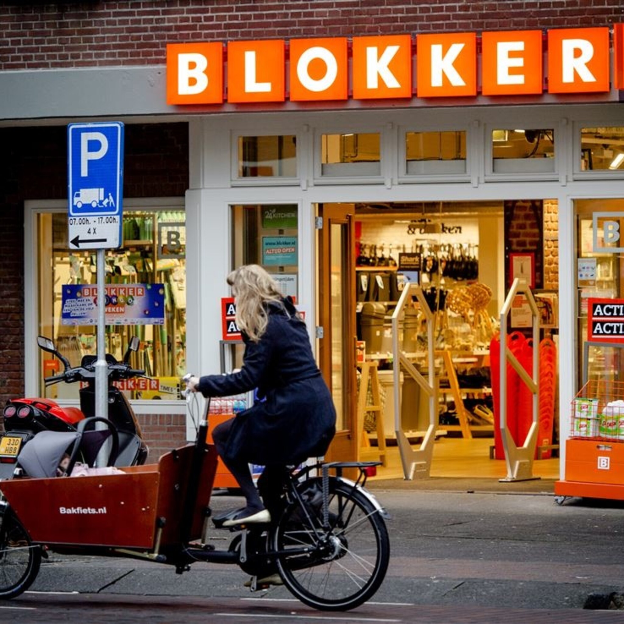 blokker blijft in centrum zwolle holtenbroek definitief passe