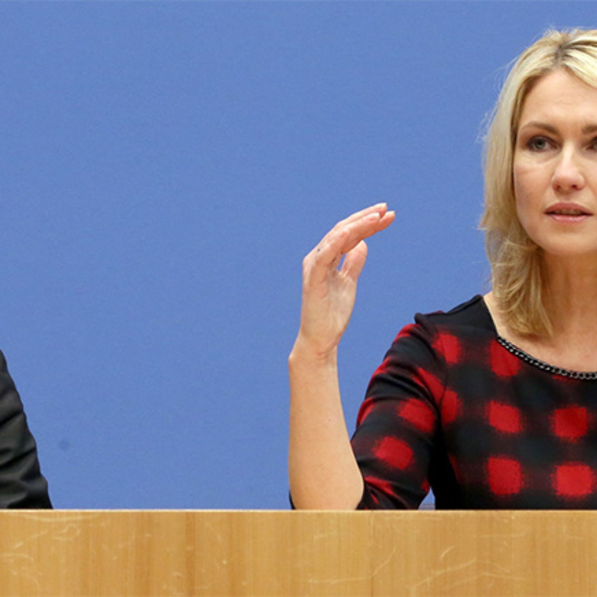 duitse bedrijven verplicht op zoek naar topvrouwen