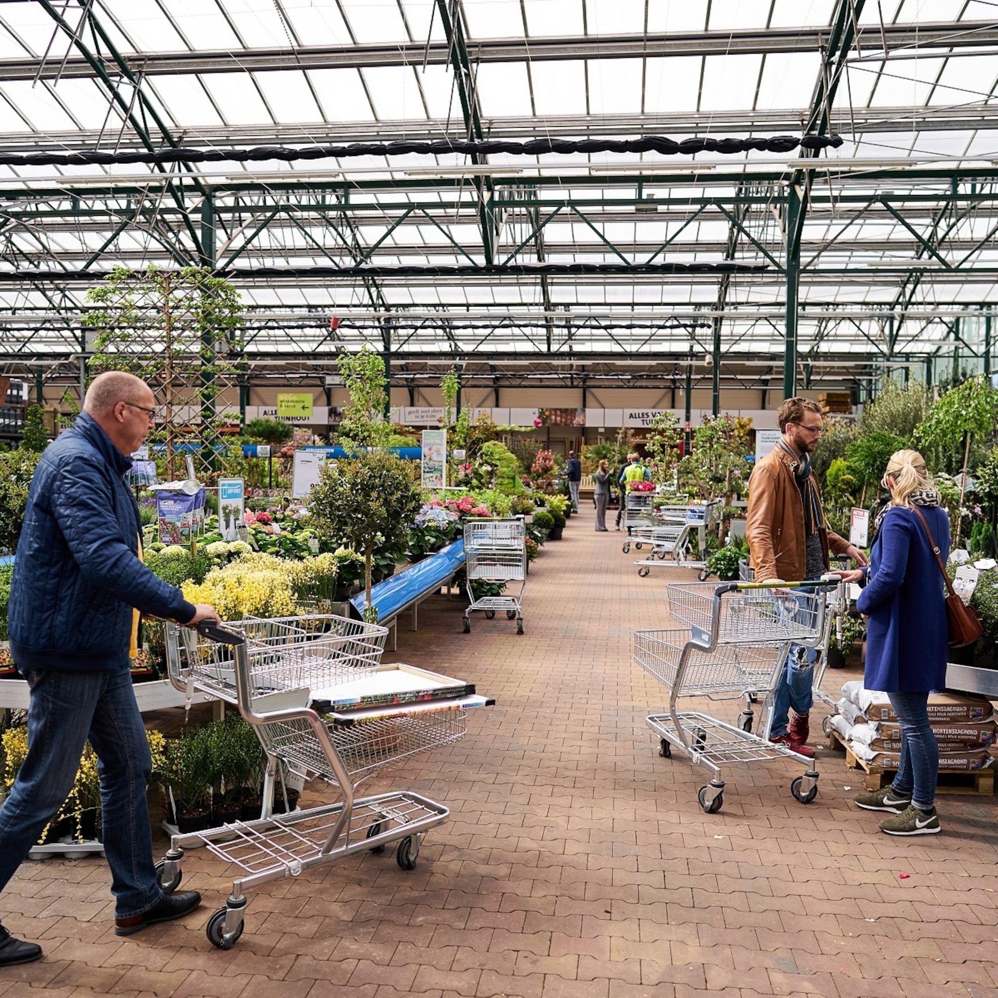 het tuincentrum als vervanging voor de buitenlandse vakantie
