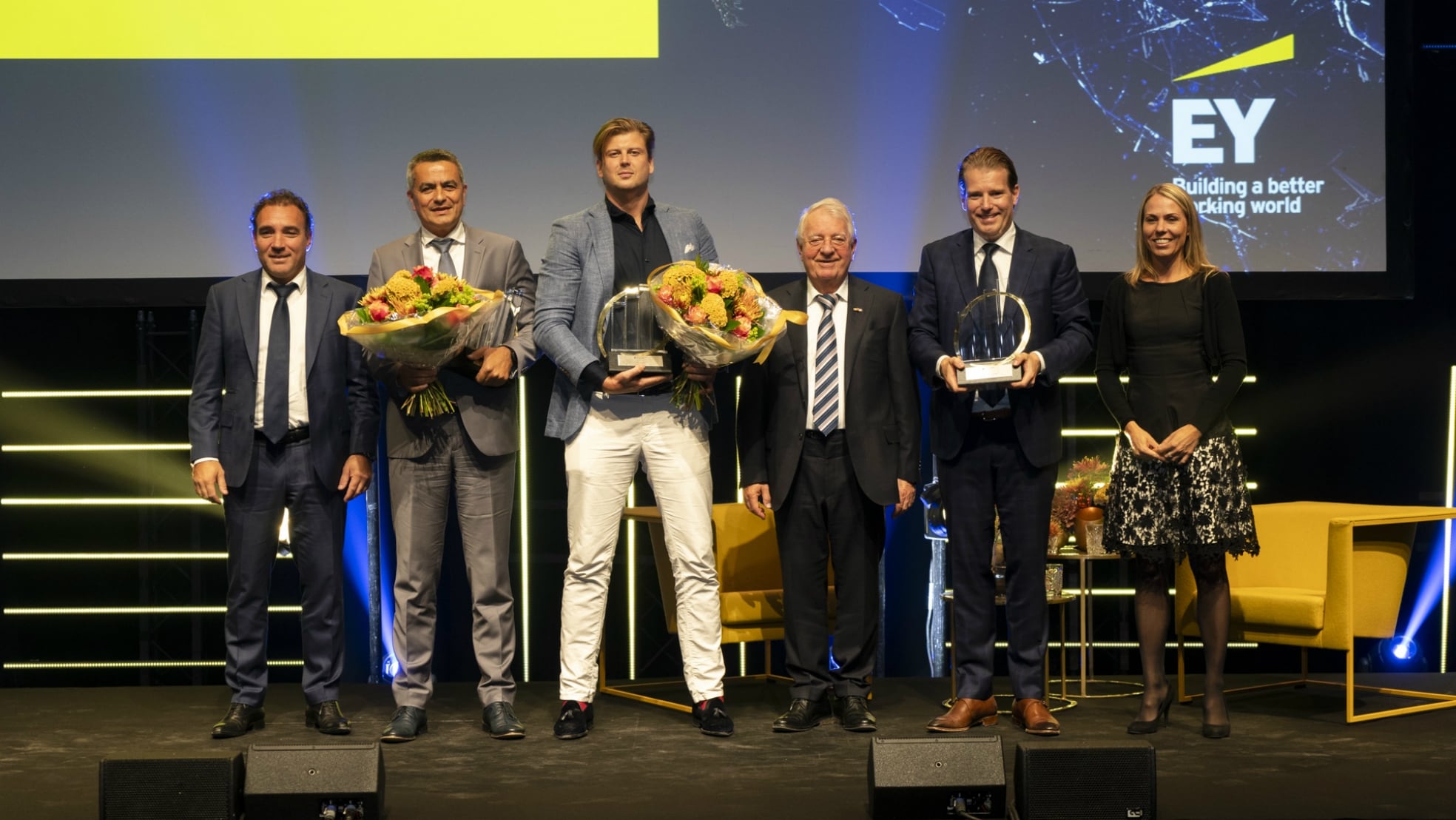 Op de foto van links naar rechts: Pieter van der Leegte, Atilay Uslu, Paul Eggink, Wim van der Leegte, Willem van der Leegte en Jennifer van der Leegte.