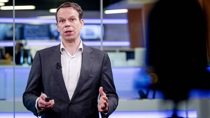 Peter Hein van Mulligen, hoofdeconoom bij het CBS: ,,Ik heb mezelf ook jarenlang afgevraagd waarom de economie wel groeit, maar de inkomens niet." Foto's: ANP.