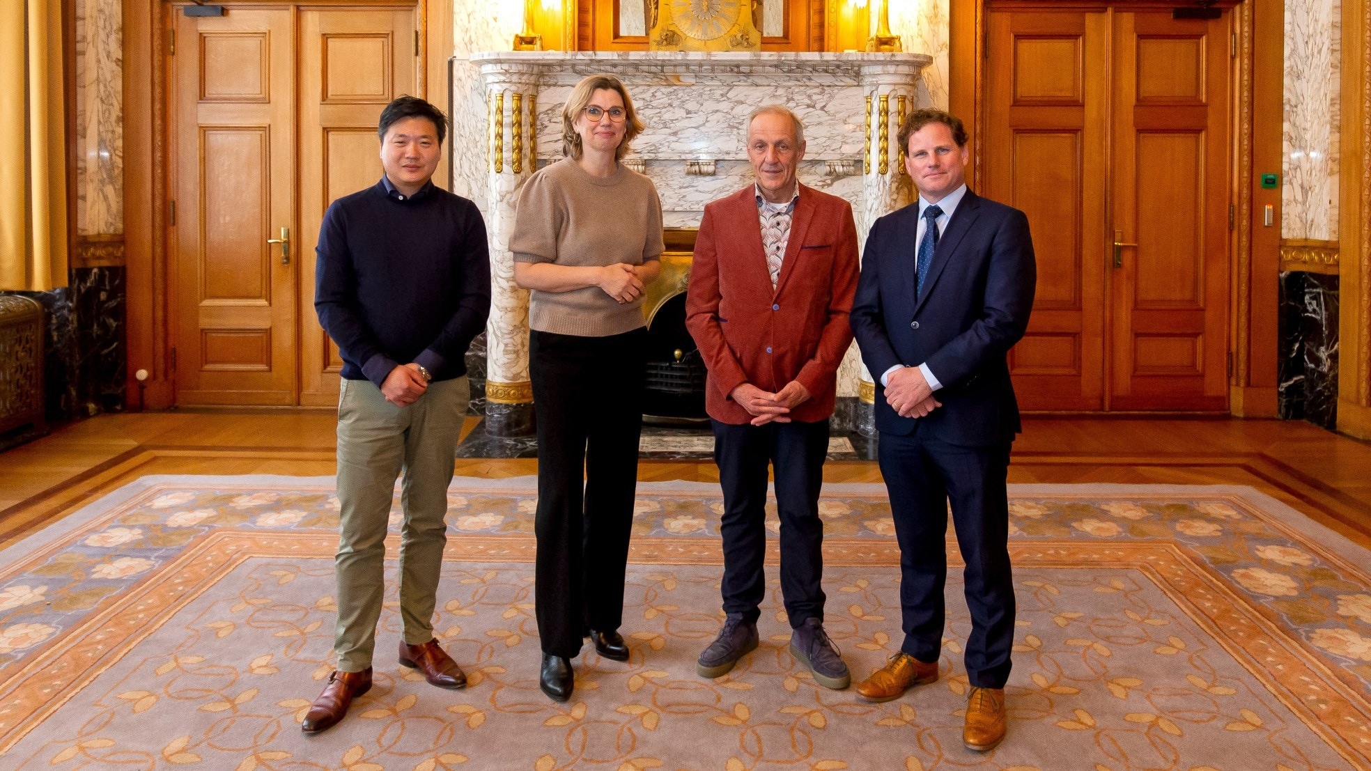 De genomineerden van de Rotterdamse Ondernemersprijs. Van links naar rechts: Robin Jansen (Yource), wethouder Roos Vermeij, Gerrit van Gelder (Van Gelder Ridderkerk) en Jan van der Tempel (Ampelmann). Foto's: Bart Hoogveld