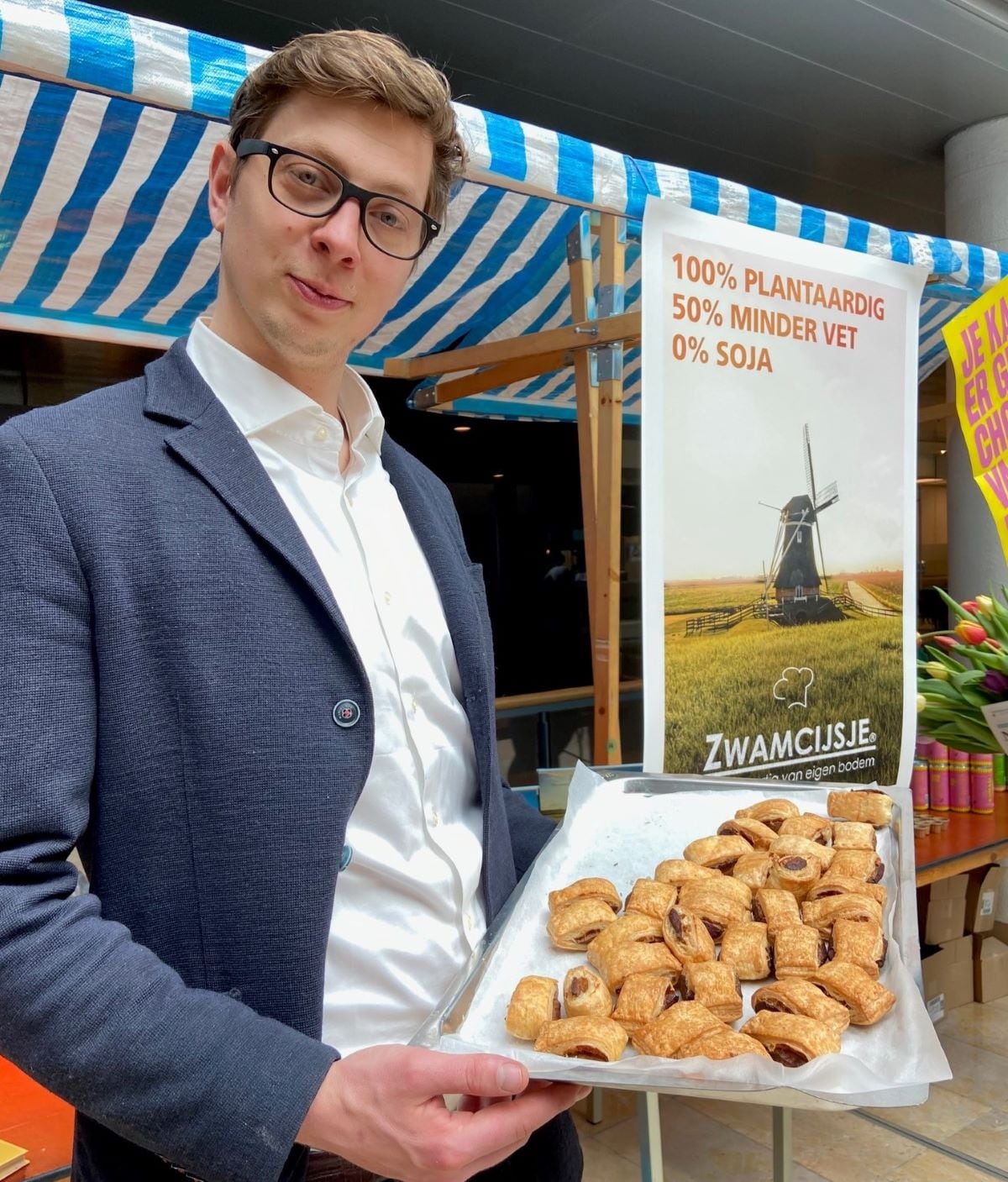 Mendelt met zijn zwamcijsjes. Zwamcijsje