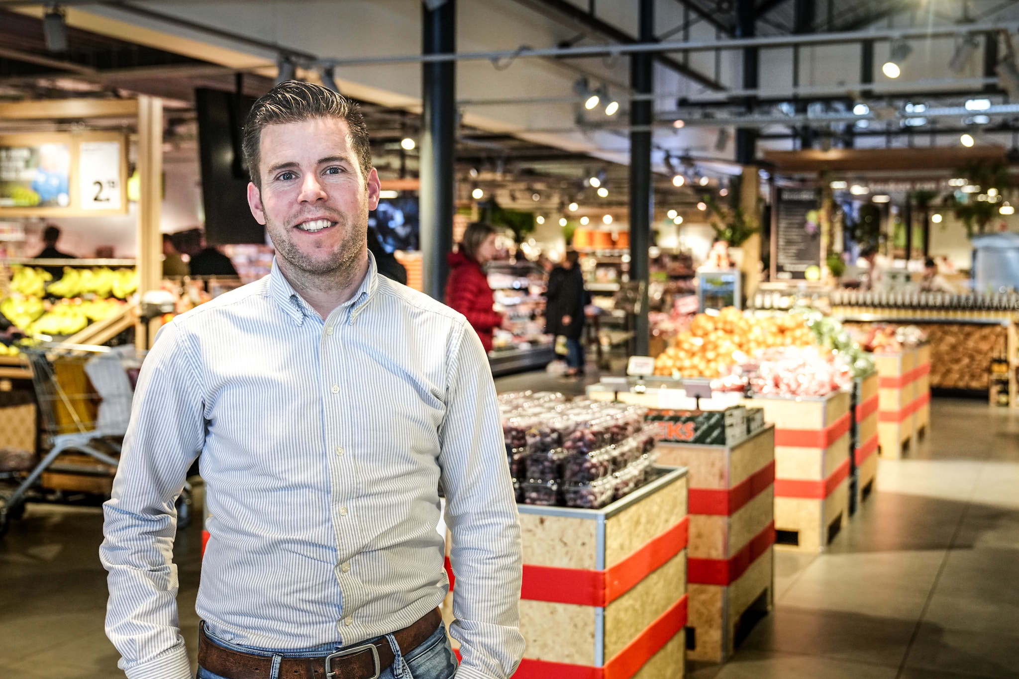 Stefan Ammerlaan is eigenaar van Plus in Udenhout en vader van drie kinderen. Hij en zijn personeel zijn voortaan op zondagmiddag vrij. Joris Knapen/Pix4Profs