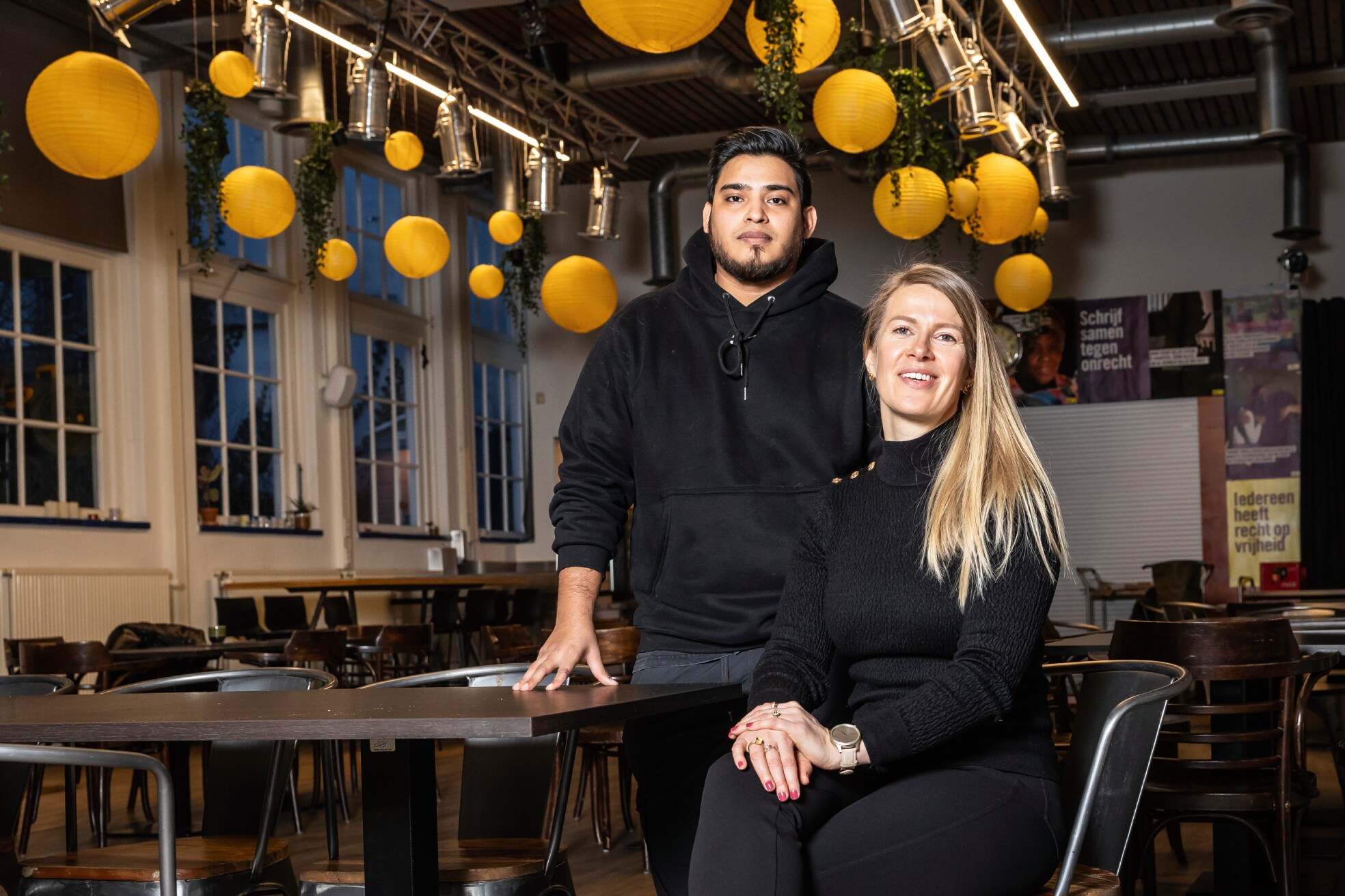 Adil (links) en Christina. Adil (links) en Christina. Foto: Inge Dingena Mol
