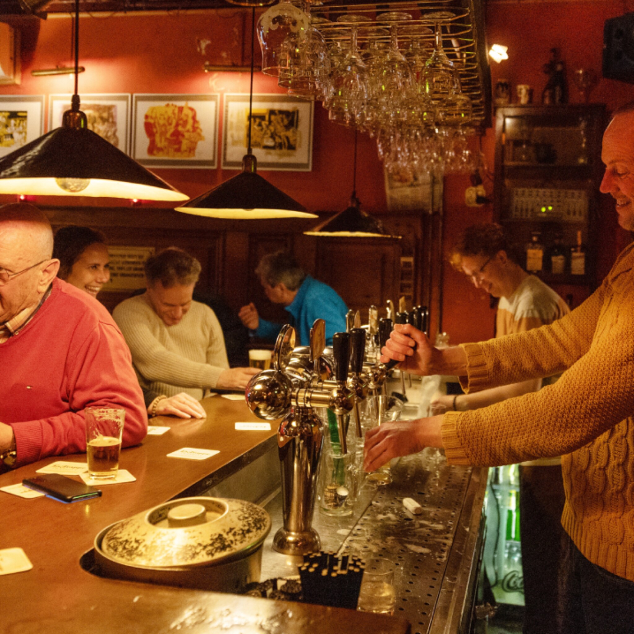 waarom een vast gezicht in de horeca goud waard is