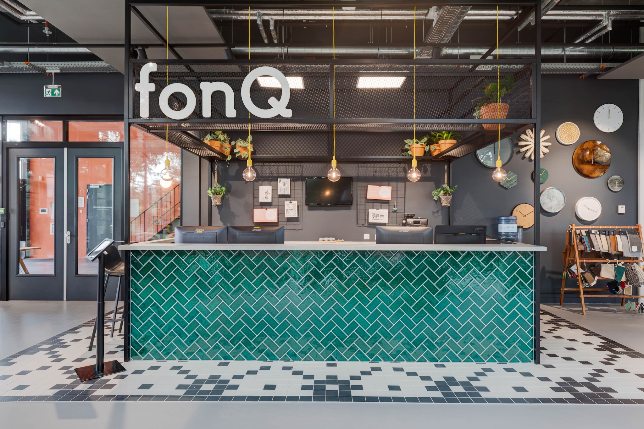 fonQ fonQ