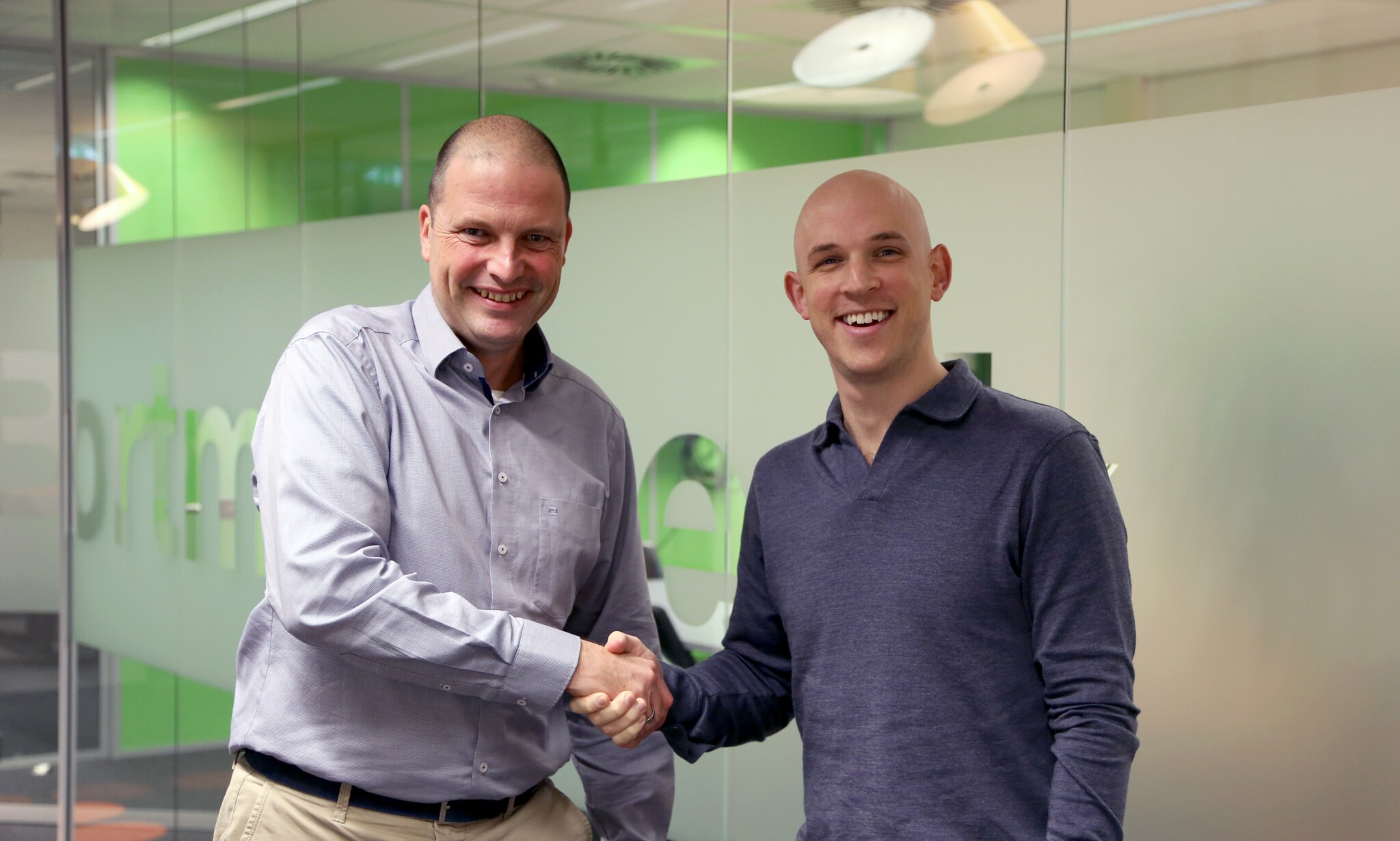 Links ceo Michael van Duijn van Ortec, rechts Zak Ewen van Battery Ventures. Ortec