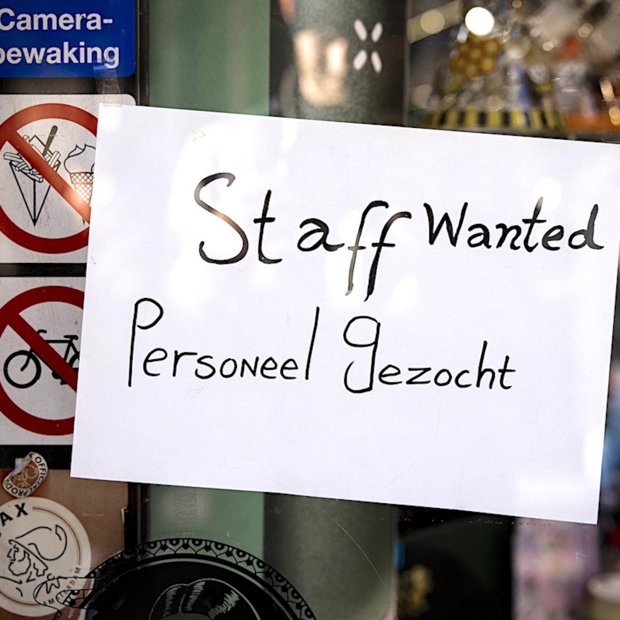 werkloosheid neemt verder toe vooral jongeren hard getroffen