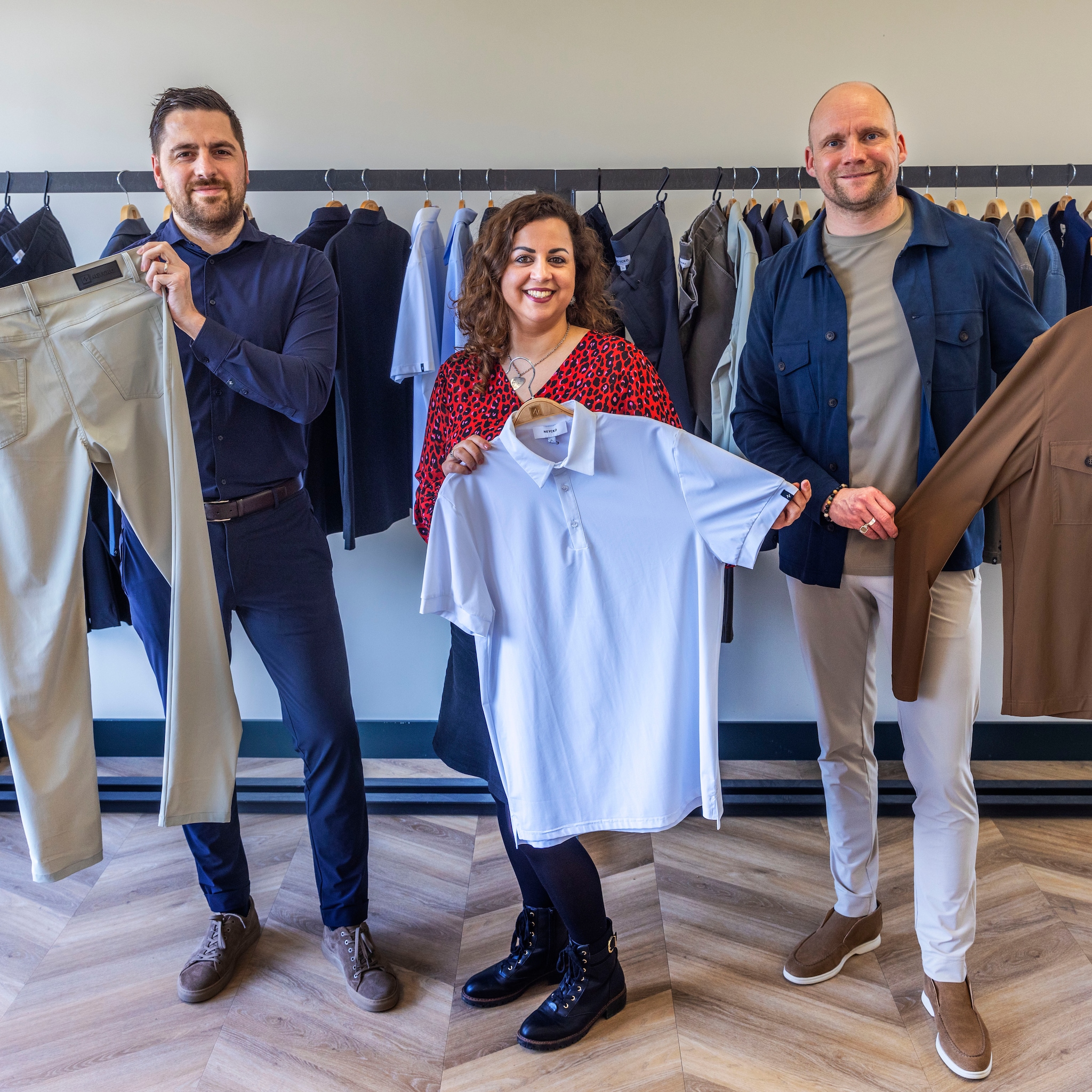 familiebedrijf neycko helpt mannen aan comfortabel kantoortenue hele week casual friday