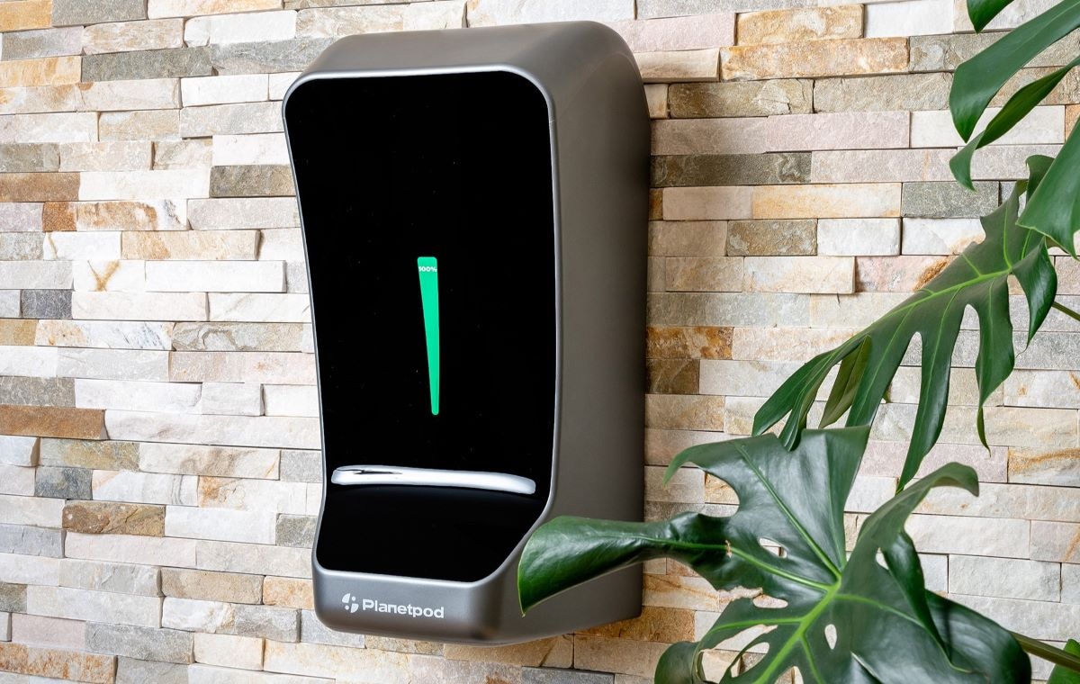De Planetpod-thuisbatterij. De Planetpod-thuisbatterij.
