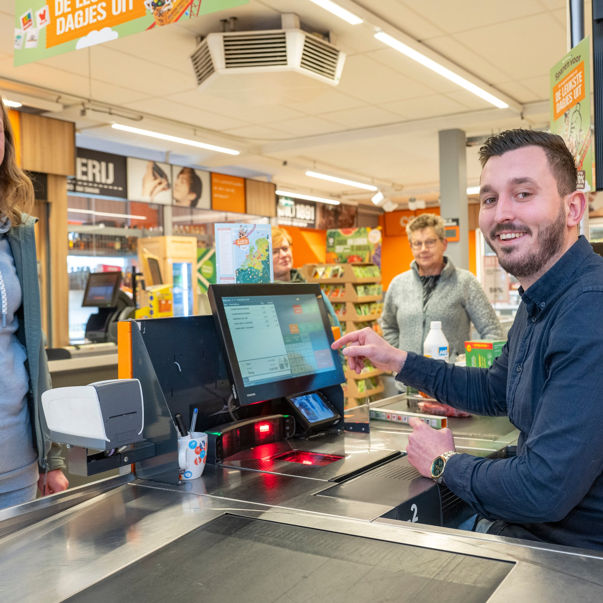 jonge ondernemer rinaldo 26 redt dorpssupermarkt we maken er iets moois van